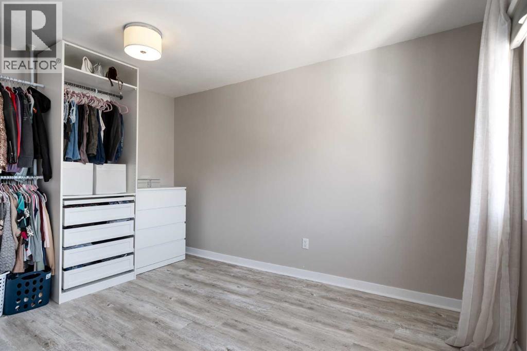 112, 25 Glamis Green Sw, Calgary, Alberta  T3E 6V1 - Photo 24 - A2287121