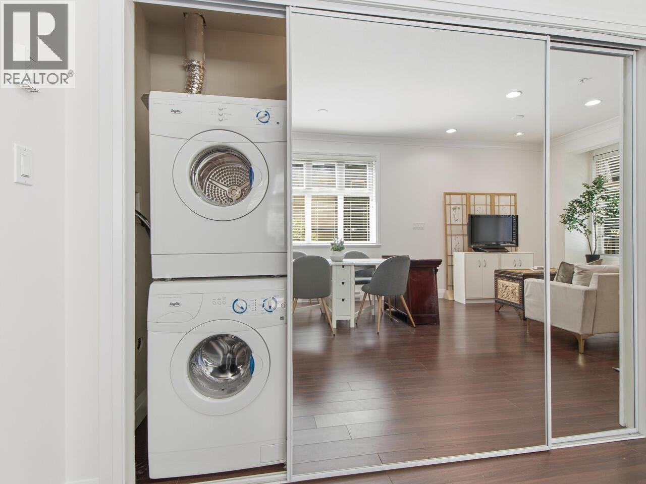 114 5588 Patterson, Burnaby, British Columbia  V5H 0A7 - Photo 12 - R3109583