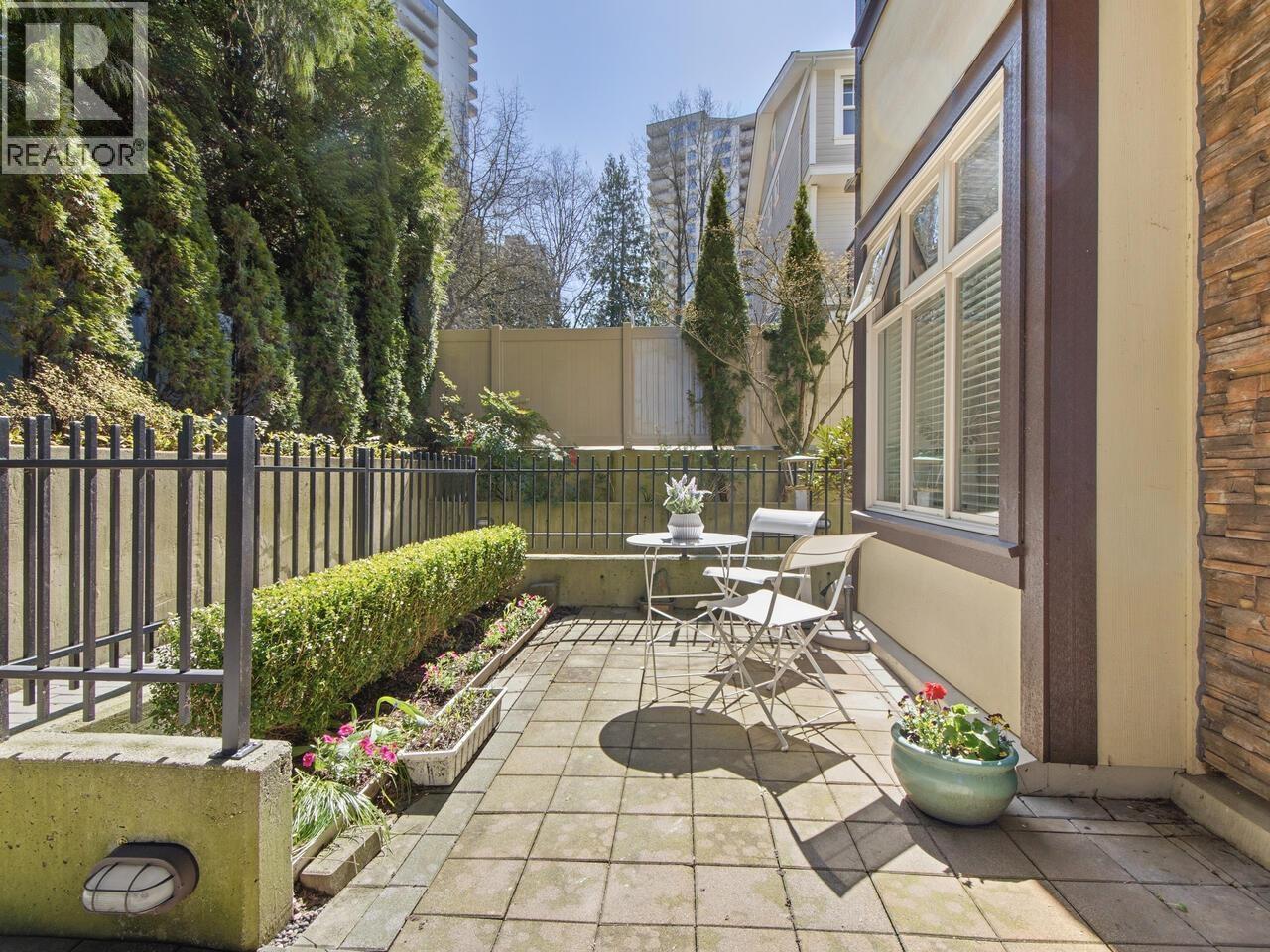 114 5588 Patterson, Burnaby, British Columbia  V5H 0A7 - Photo 13 - R3109583