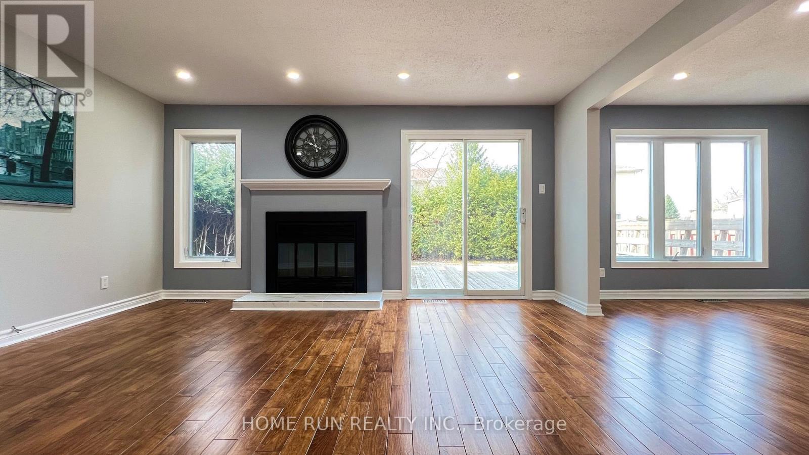 184 Pinetrail Crescent, Ottawa, Ontario  K2G 5B8 - Photo 5 - X12980150