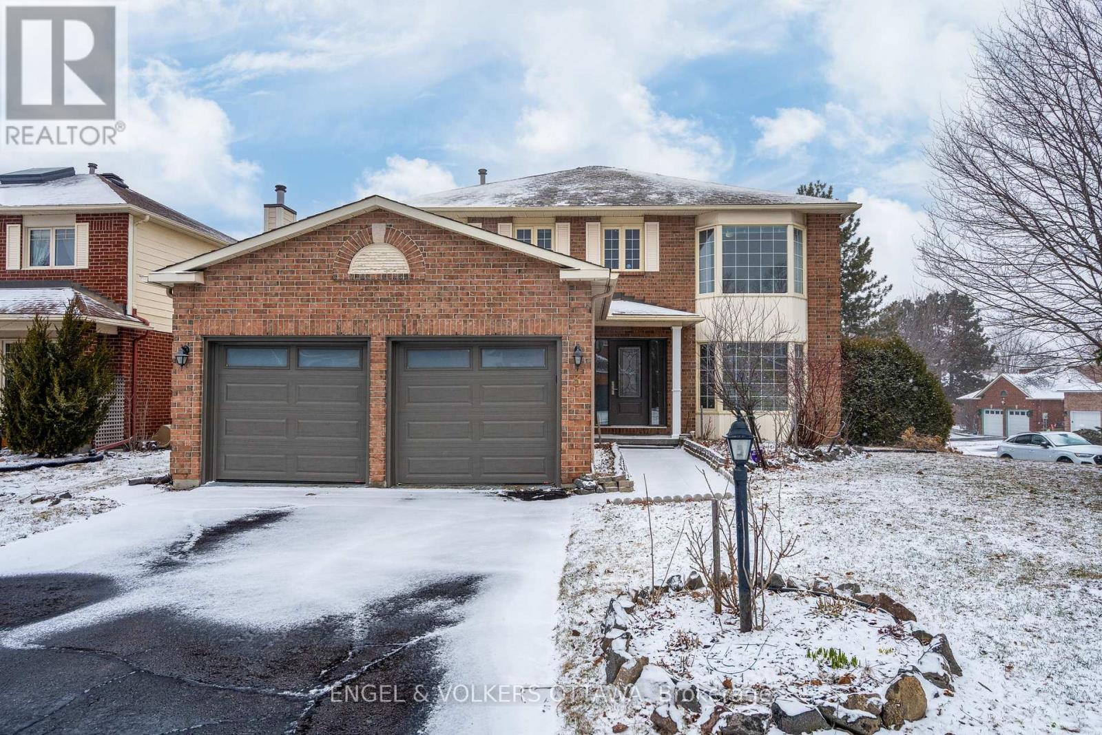 3 BALDING CRESCENT, Ottawa, Ontario