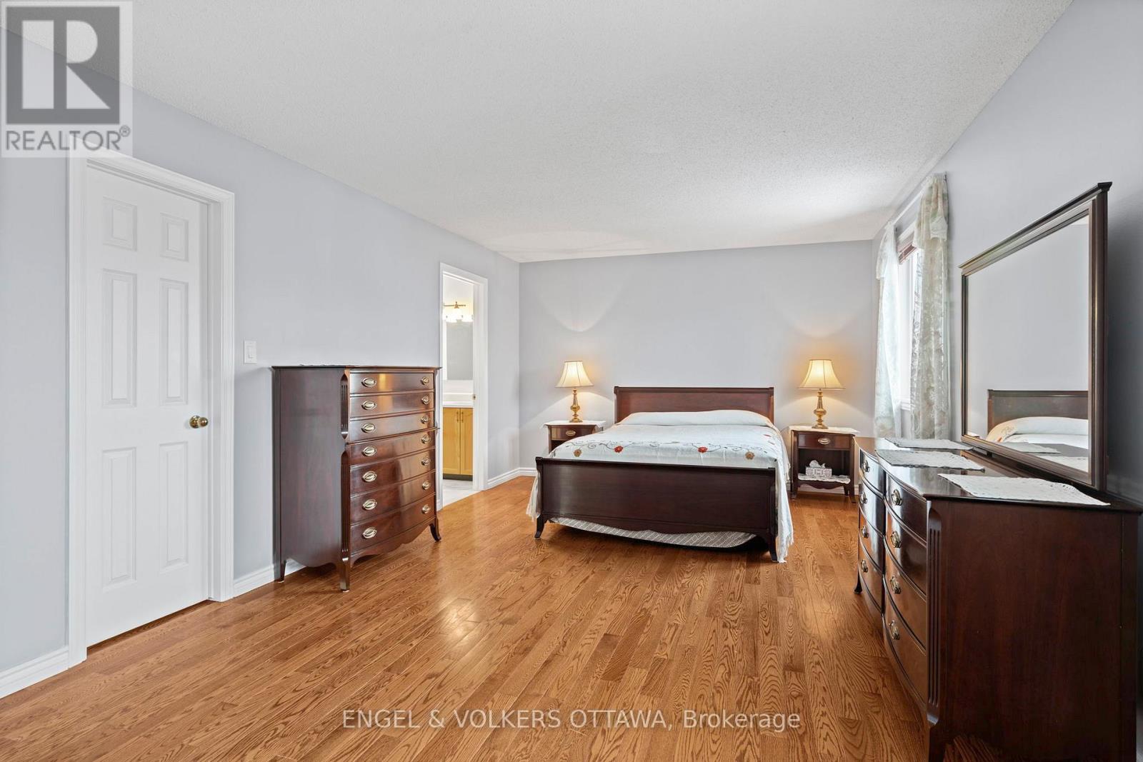 3 Balding Crescent, Ottawa, Ontario  K2K 2L4 - Photo 16 - X12980156