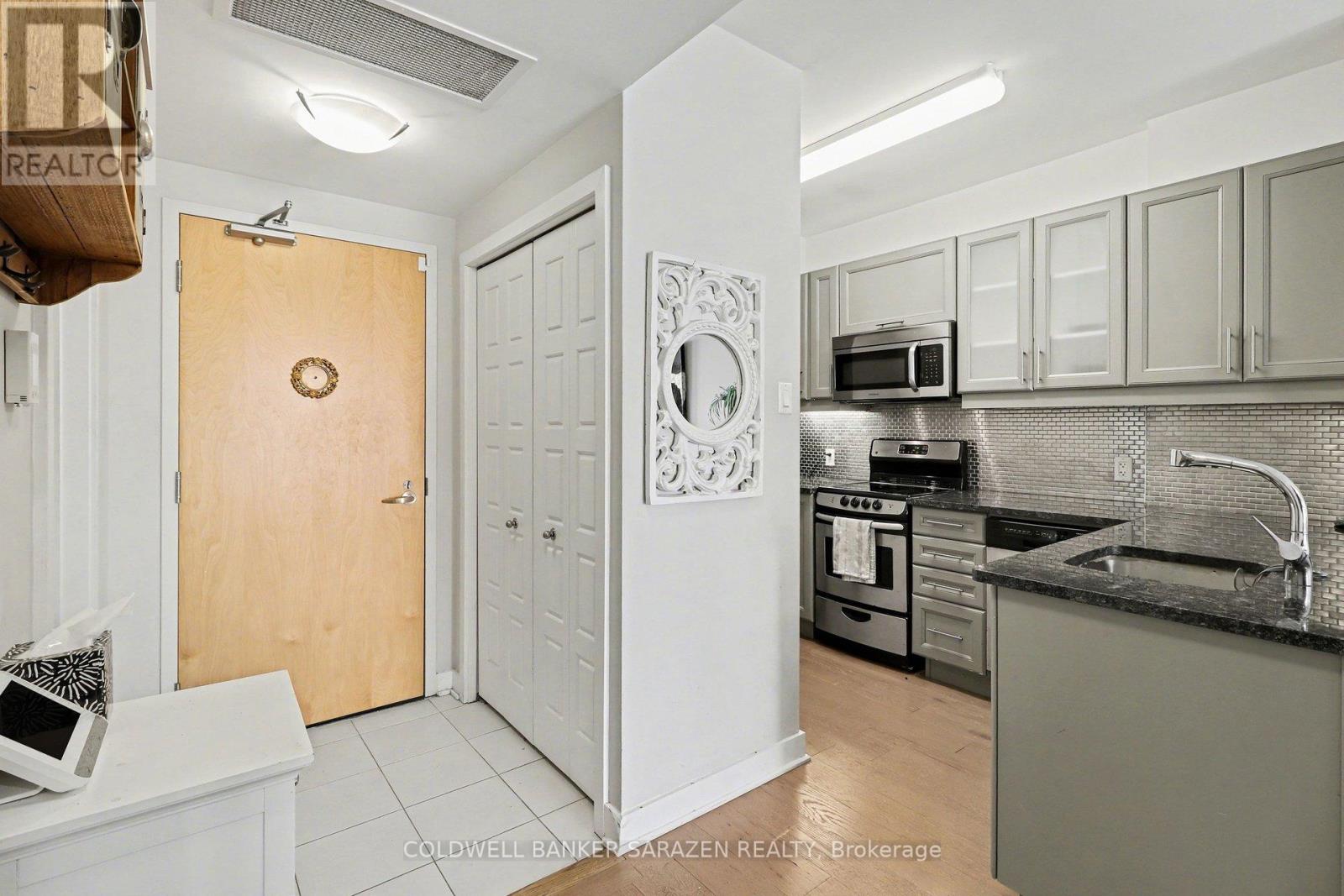 405 - 300 Lett Street, Ottawa, Ontario  K1R 0A8 - Photo 7 - X12980196