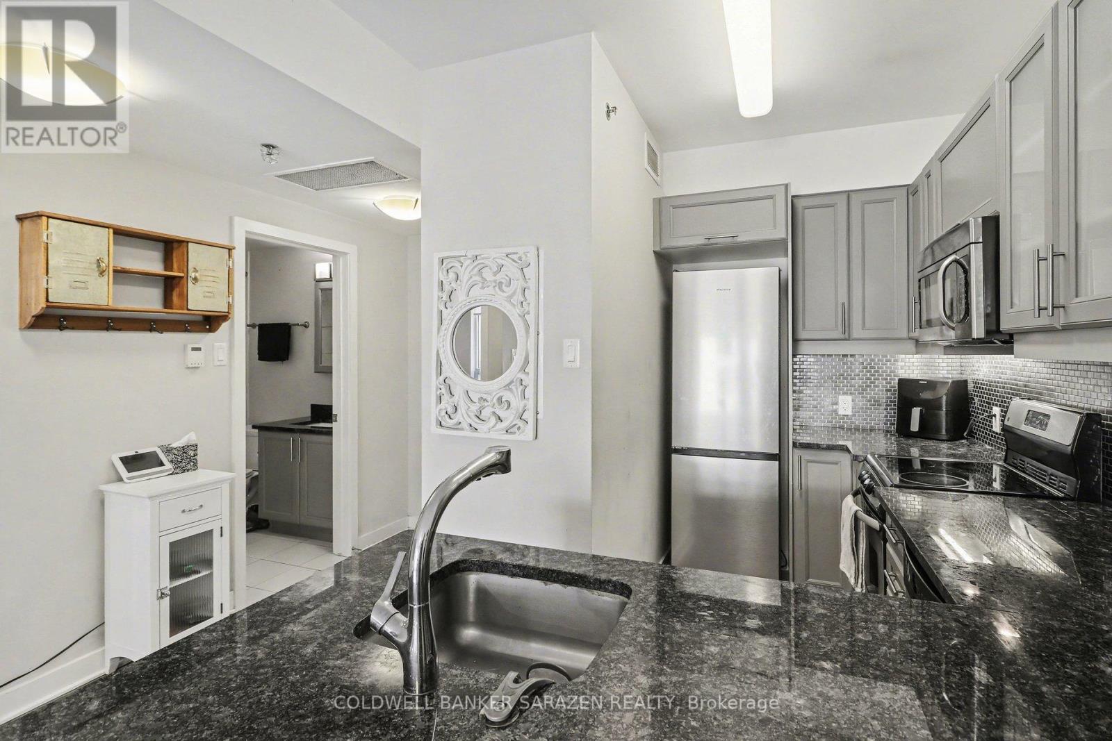 405 - 300 Lett Street, Ottawa, Ontario  K1R 0A8 - Photo 9 - X12980196