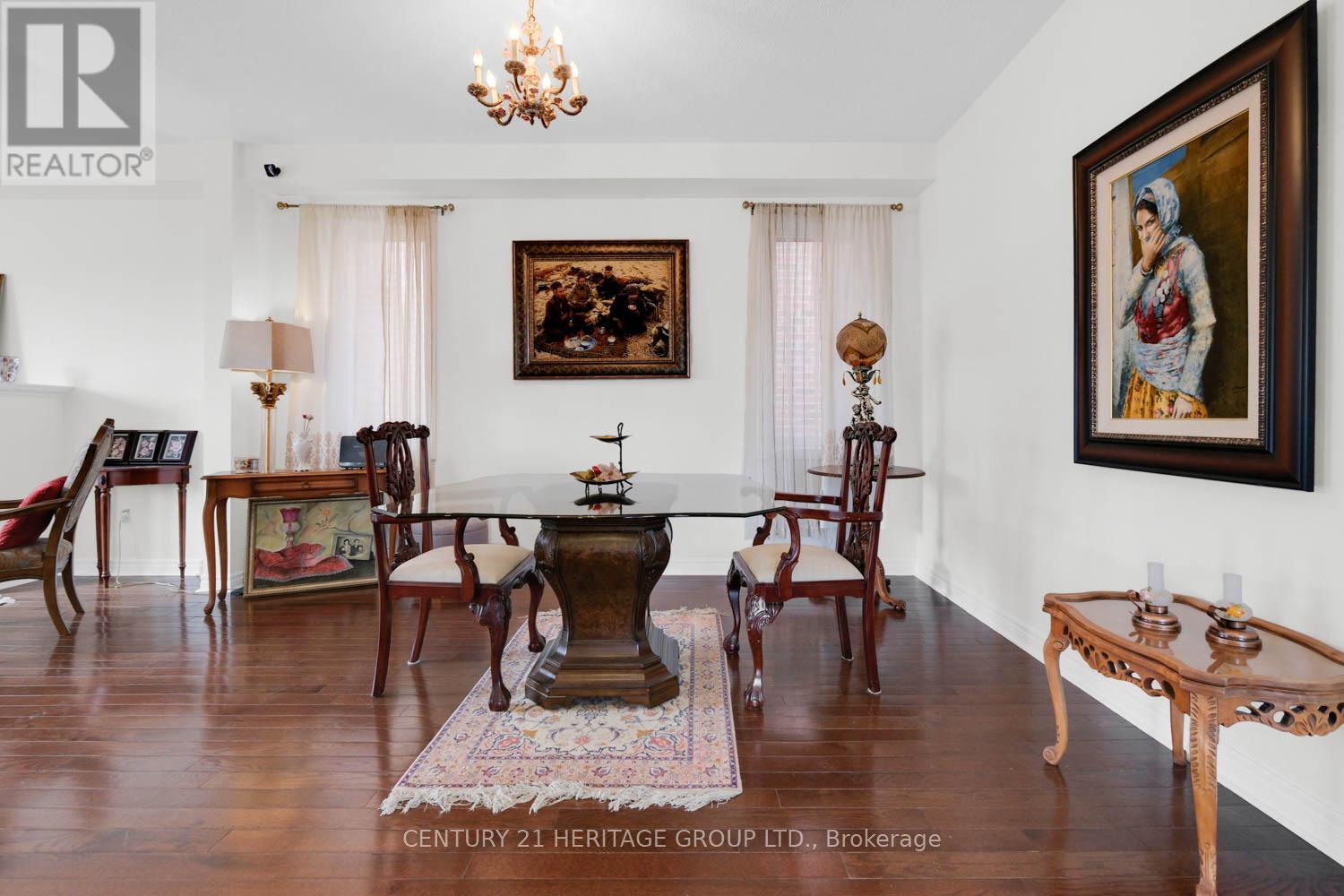 13 Herefordshire Crescent Ne, Newmarket (Woodland Hill), Ontario  L9N 0B7 - Photo 15 - N12980182