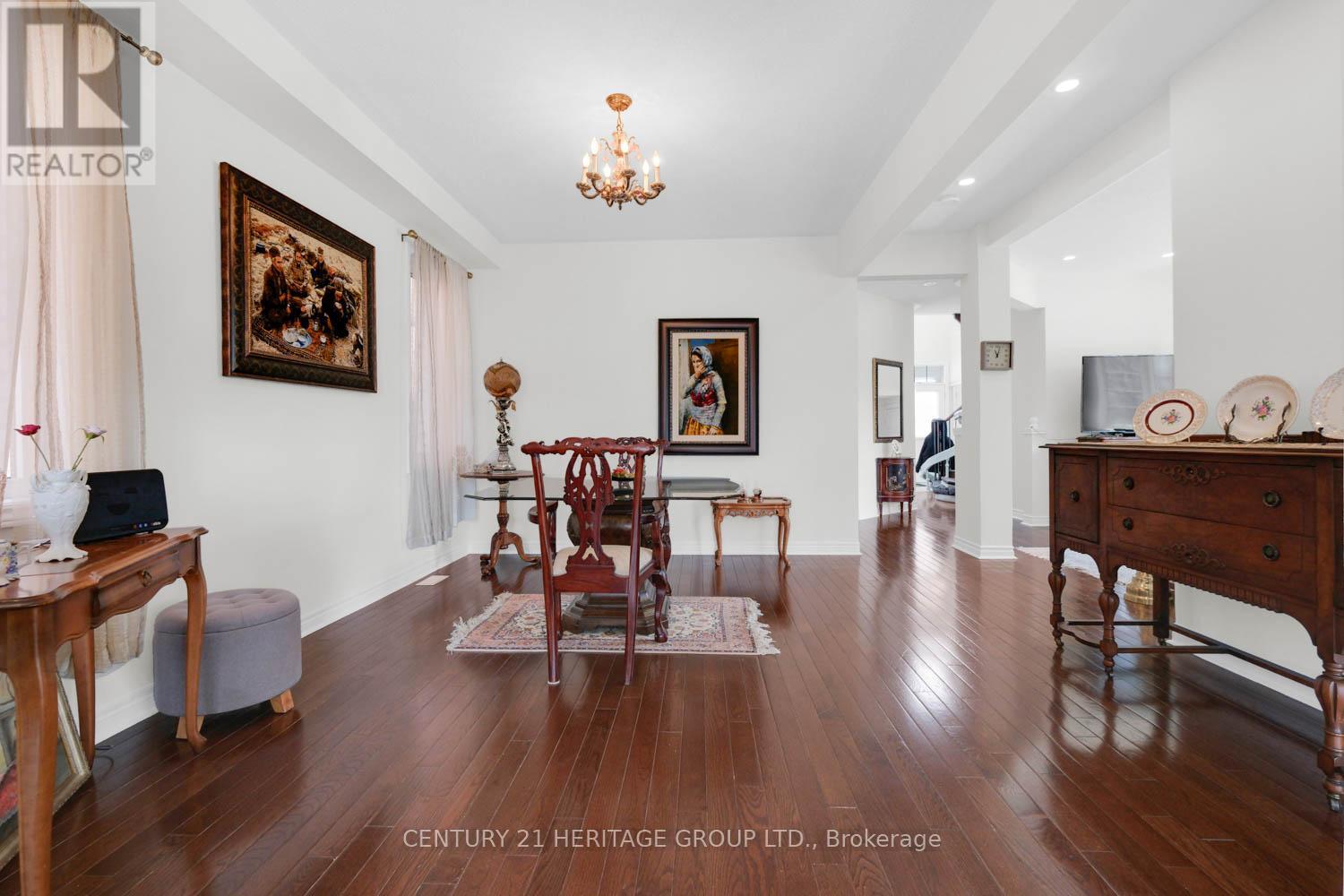 13 Herefordshire Crescent Ne, Newmarket (Woodland Hill), Ontario  L9N 0B7 - Photo 16 - N12980182