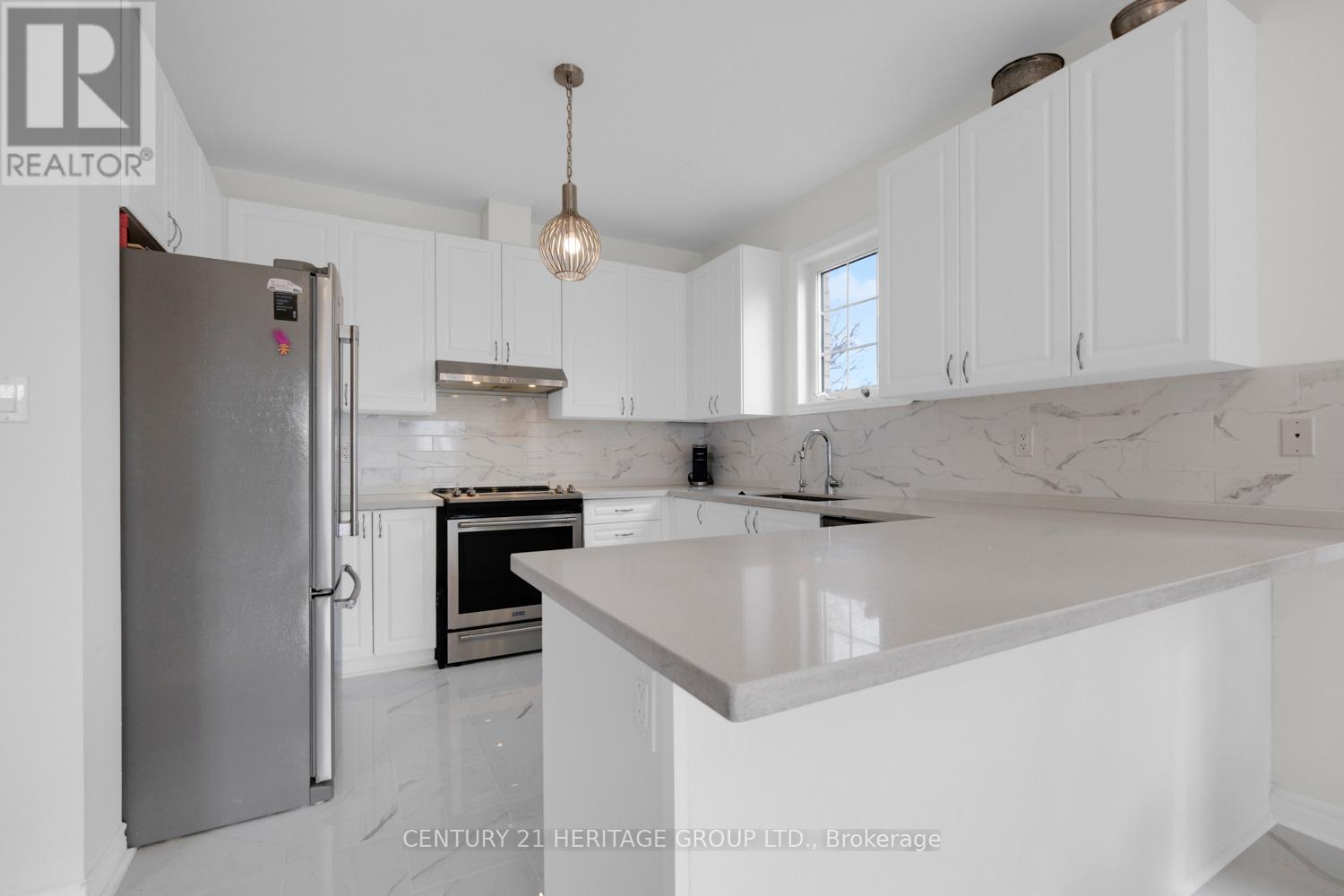 13 Herefordshire Crescent Ne, Newmarket (Woodland Hill), Ontario  L9N 0B7 - Photo 21 - N12980182