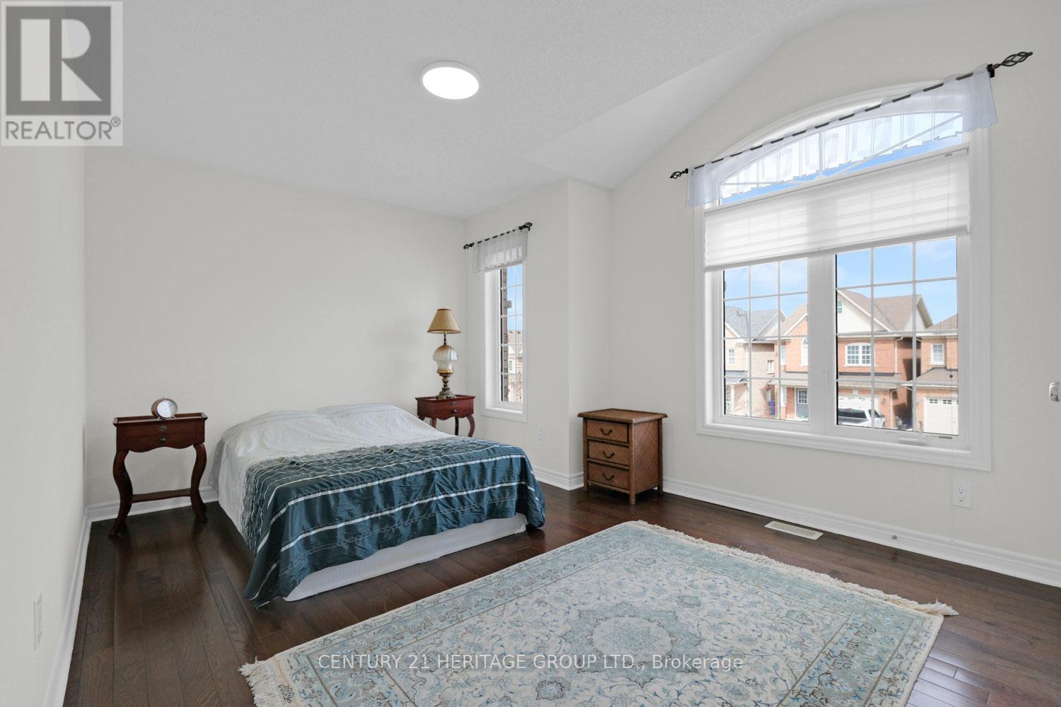 13 Herefordshire Crescent Ne, Newmarket (Woodland Hill), Ontario  L9N 0B7 - Photo 26 - N12980182