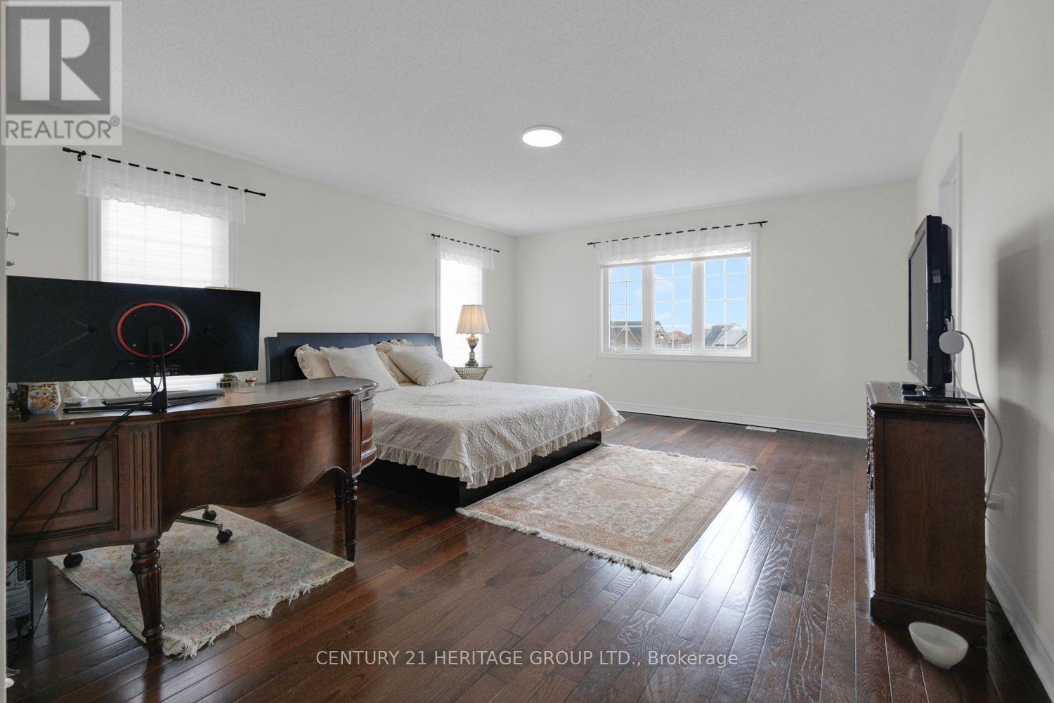 13 Herefordshire Crescent Ne, Newmarket (Woodland Hill), Ontario  L9N 0B7 - Photo 31 - N12980182