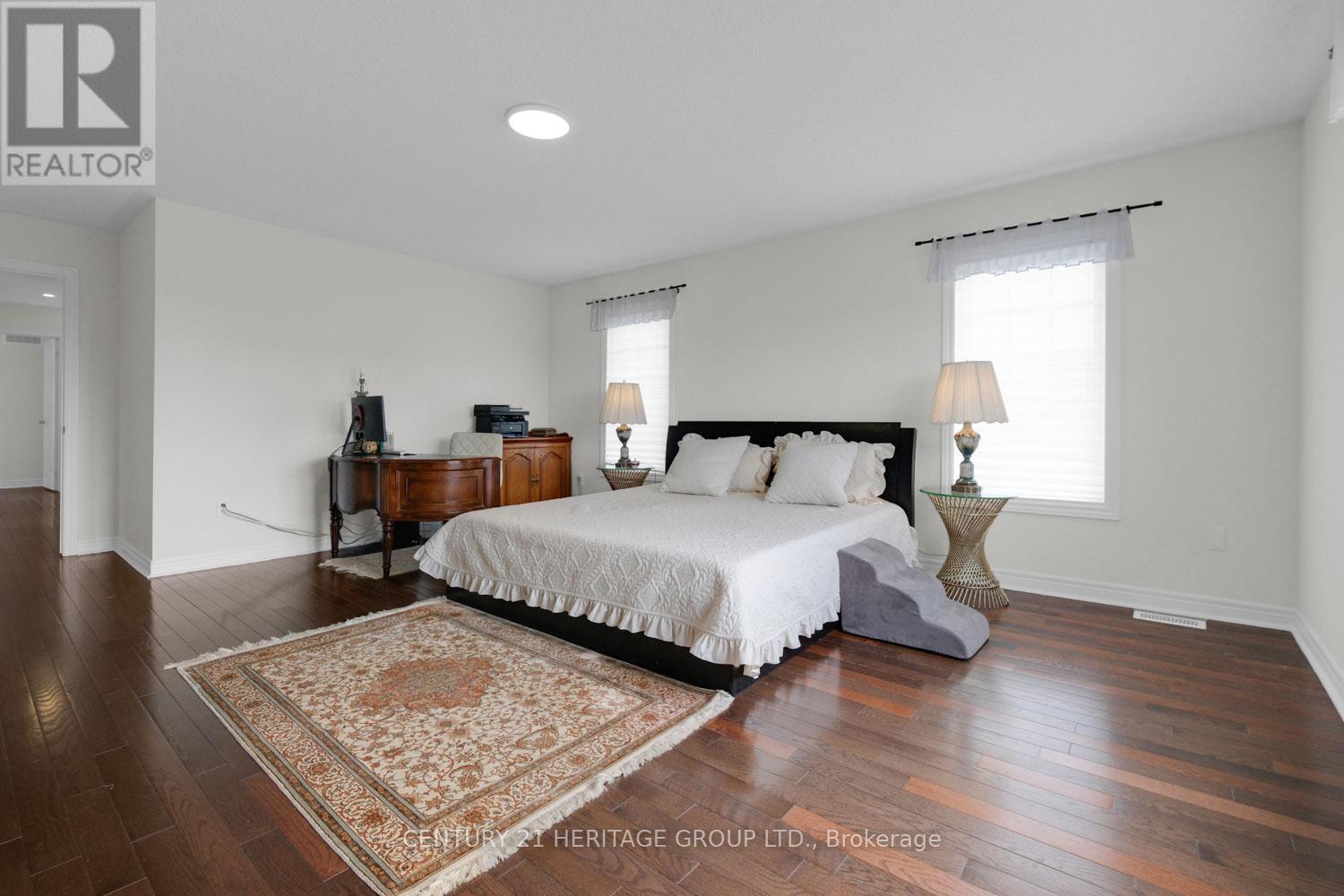 13 Herefordshire Crescent Ne, Newmarket (Woodland Hill), Ontario  L9N 0B7 - Photo 32 - N12980182