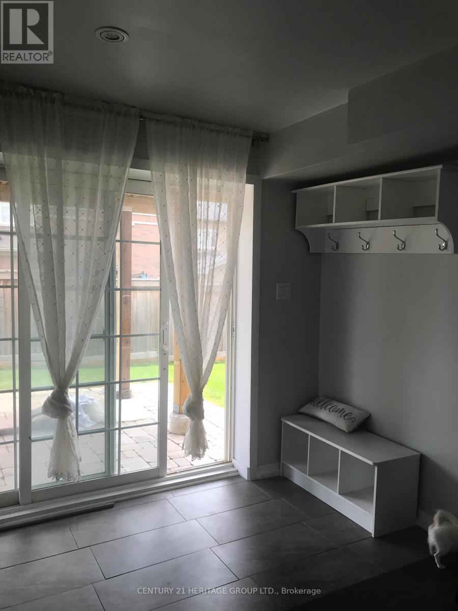 13 Herefordshire Crescent Ne, Newmarket (Woodland Hill), Ontario  L9N 0B7 - Photo 46 - N12980182