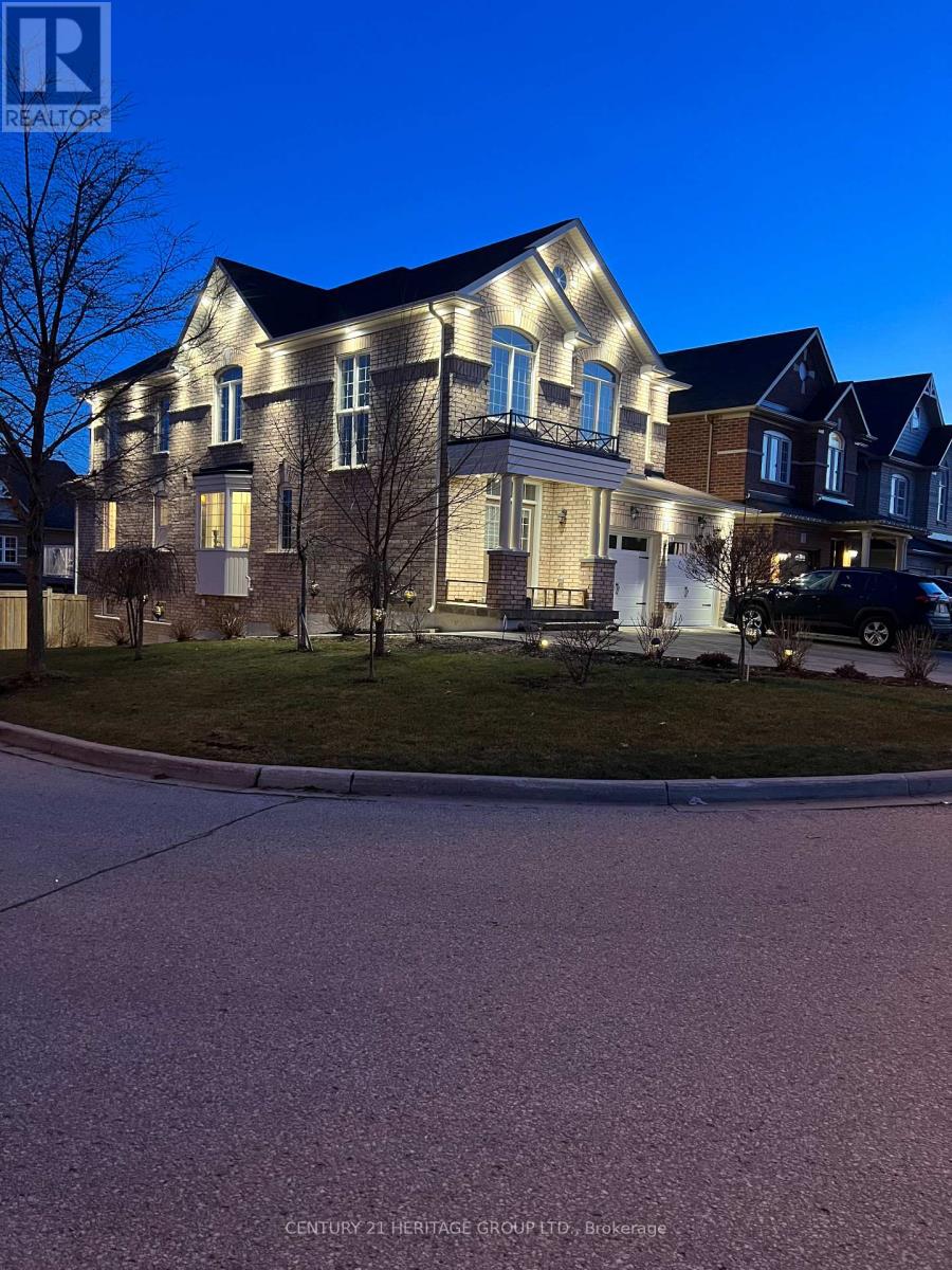 13 Herefordshire Crescent Ne, Newmarket (Woodland Hill), Ontario  L9N 0B7 - Photo 47 - N12980182