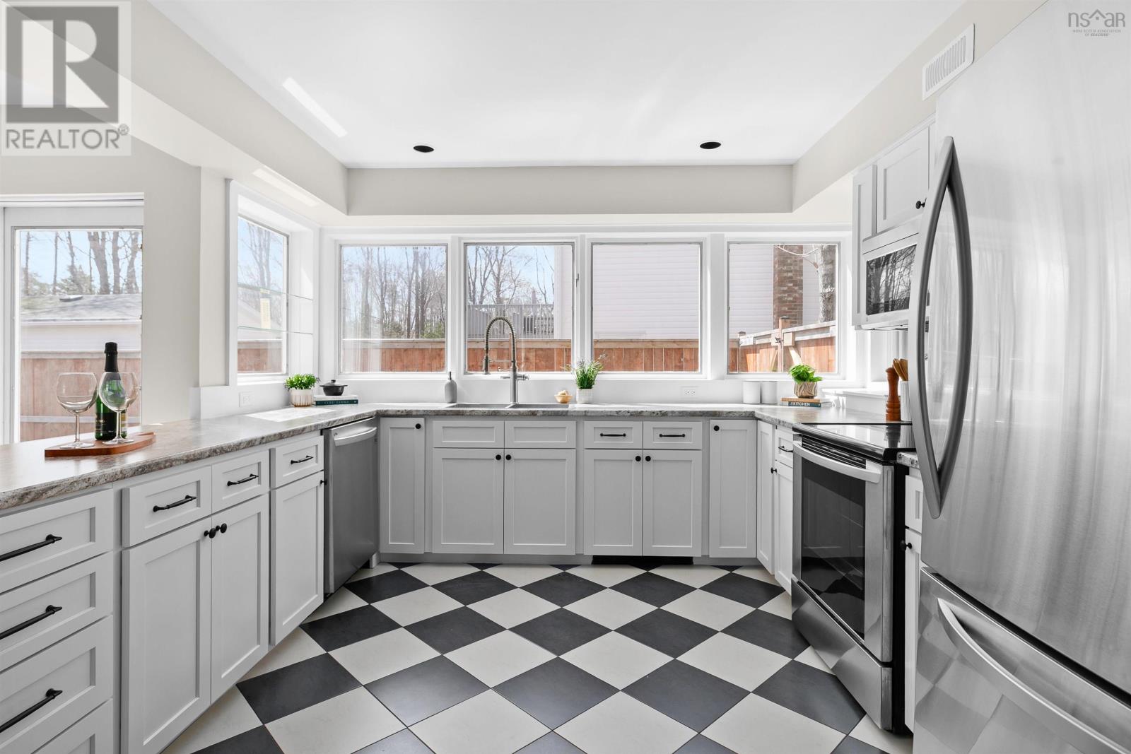 140 Pinecrest Boulevard, Bridgewater, Nova Scotia  B4V 3R4 - Photo 18 - 202606905