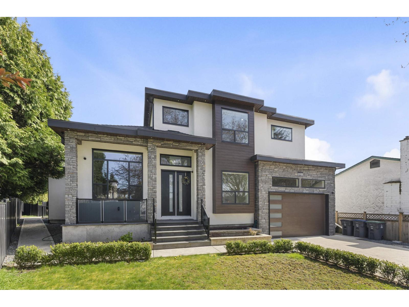 8958 139a Street, Surrey, British Columbia  V3V 7G5 - Photo 2 - R3107676