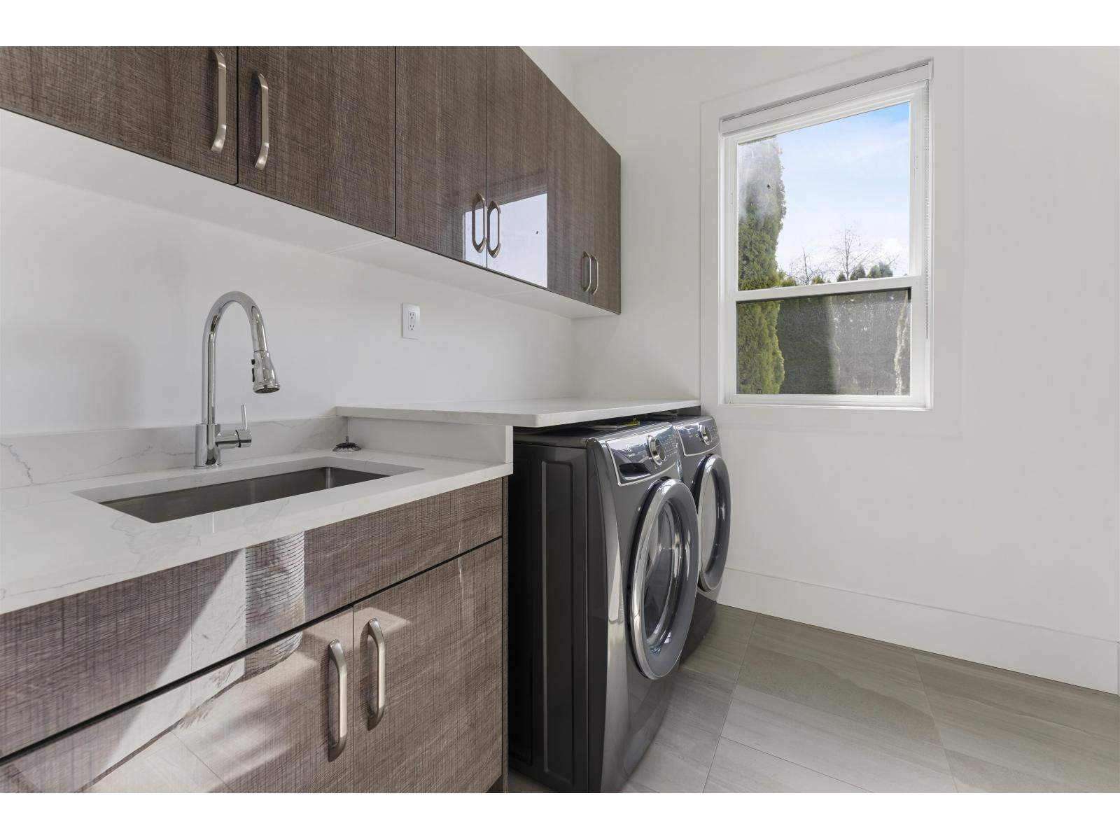 8958 139a Street, Surrey, British Columbia  V3V 7G5 - Photo 13 - R3107676