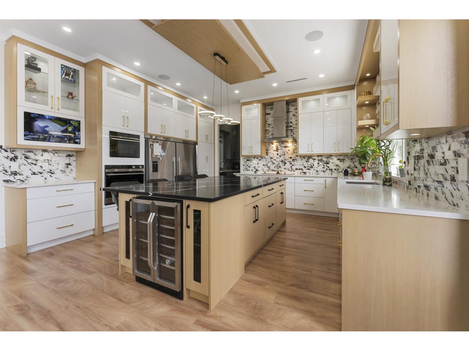 8958 139a Street, Surrey, British Columbia  V3V 7G5 - Photo 10 - R3107676