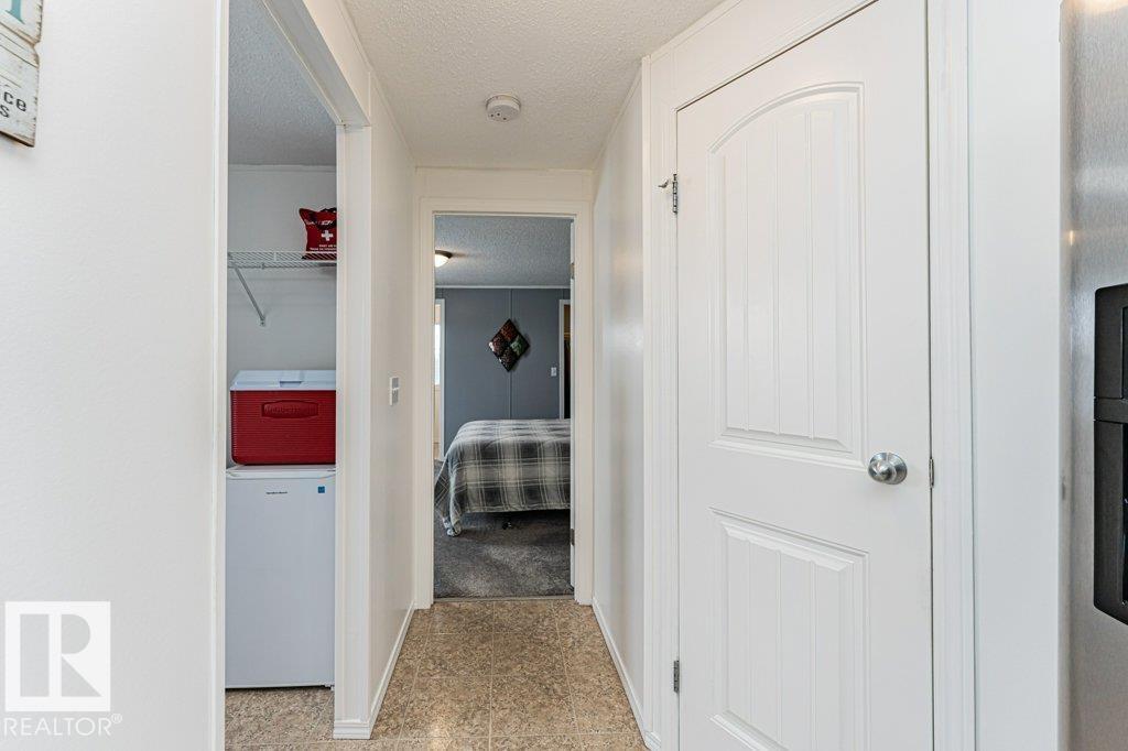 1590 Jubilee Dr, Sherwood Park, Alberta  T8H 2M9 - Photo 23 - E4481165