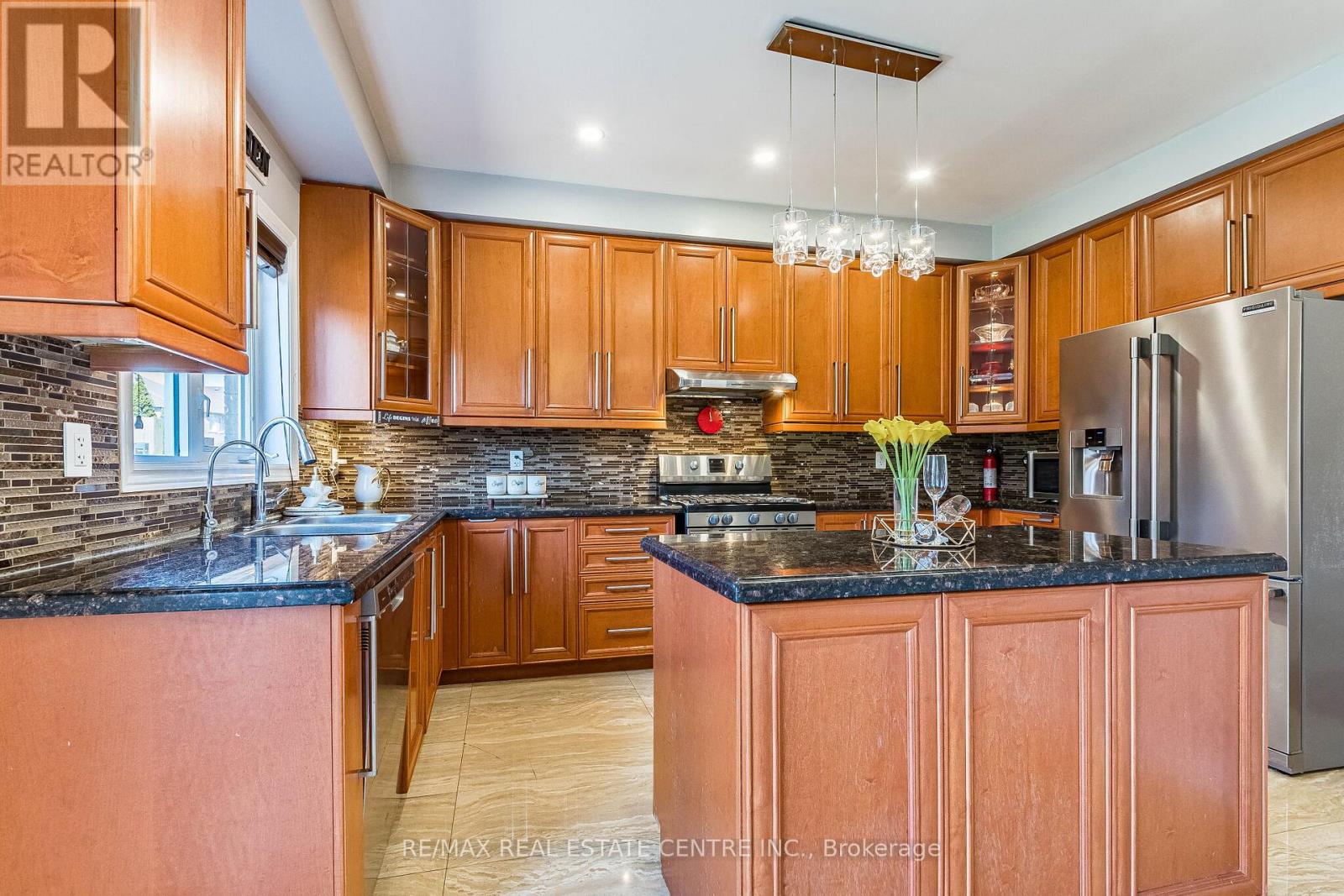 3285 Topeka Drive, Mississauga (Churchill Meadows), Ontario  L5M 7V1 - Photo 15 - W12980198