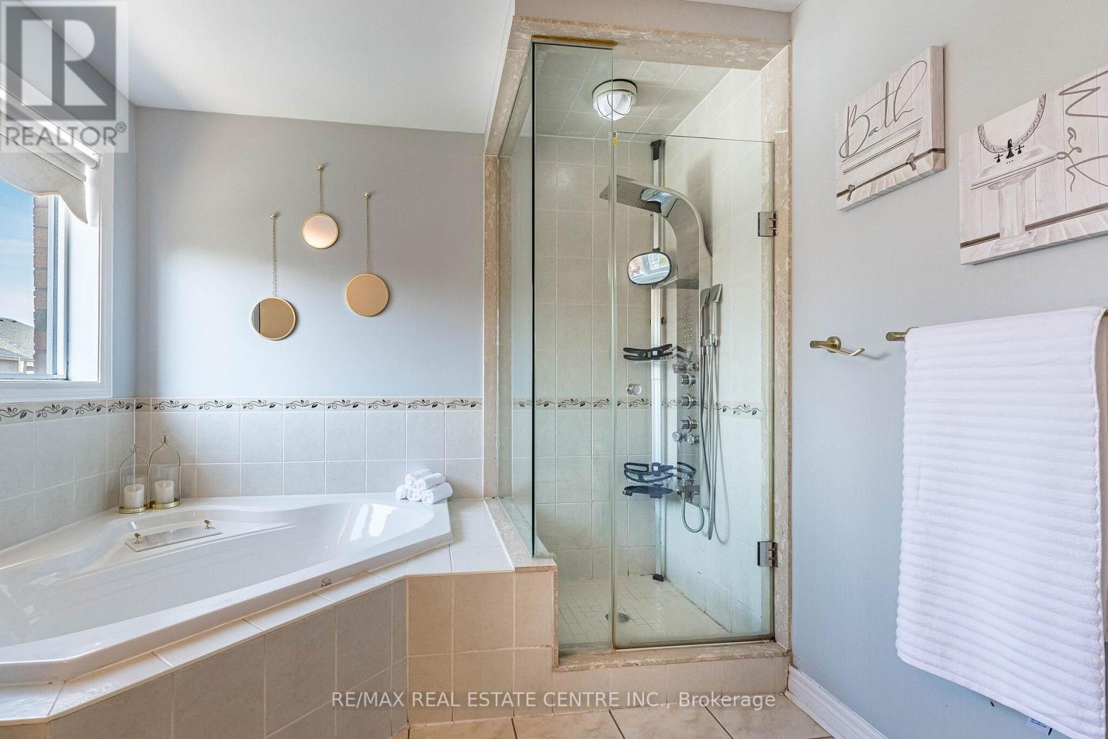 3285 Topeka Drive, Mississauga (Churchill Meadows), Ontario  L5M 7V1 - Photo 31 - W12980198