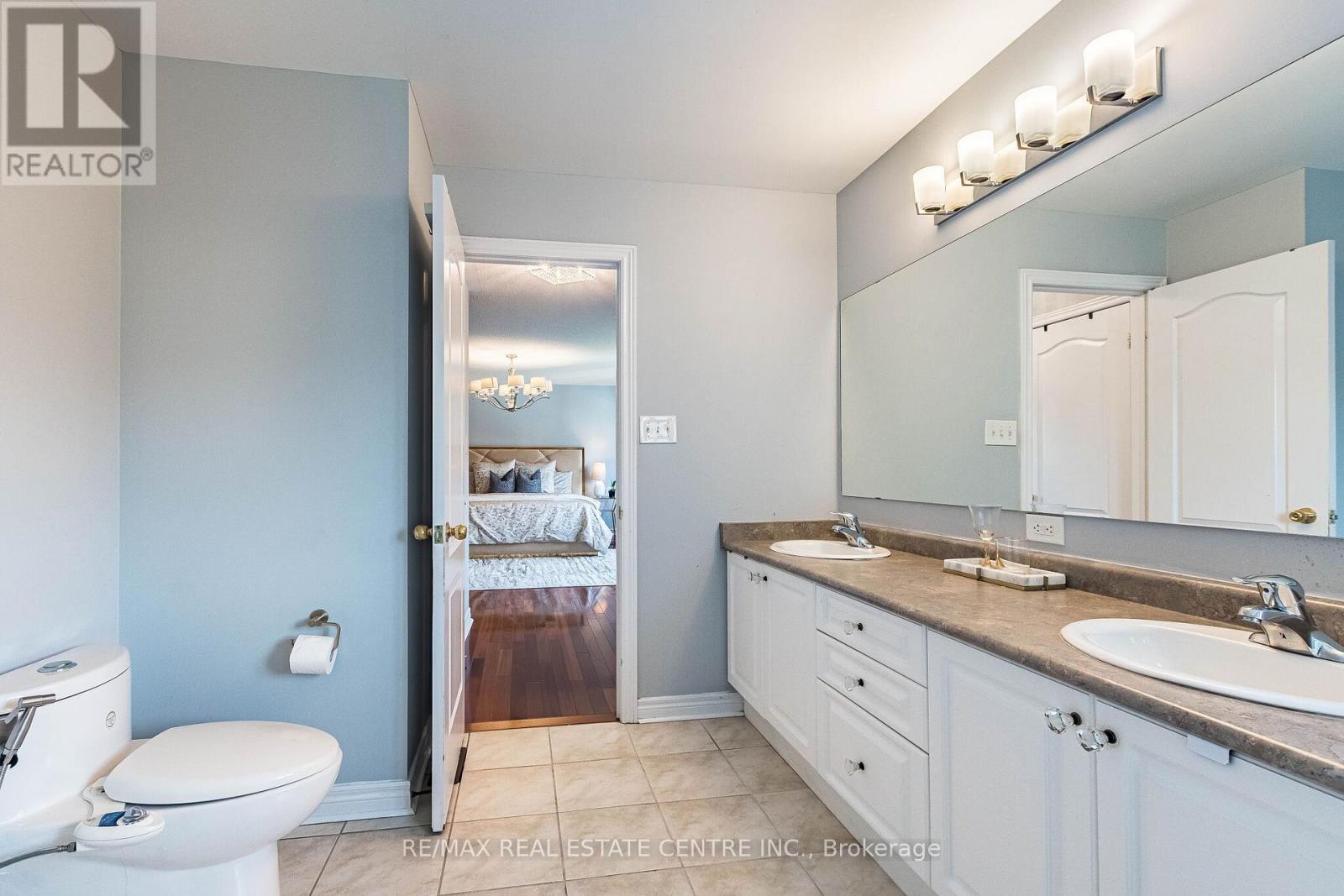 3285 Topeka Drive, Mississauga (Churchill Meadows), Ontario  L5M 7V1 - Photo 32 - W12980198