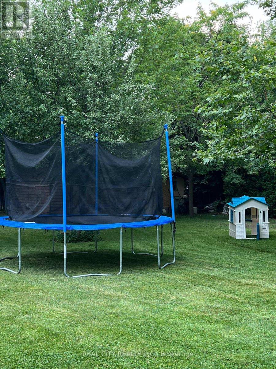 Upper - 2451 Loanne Drive, Mississauga (Sheridan), Ontario  L5K 1P1 - Photo 29 - W12980200