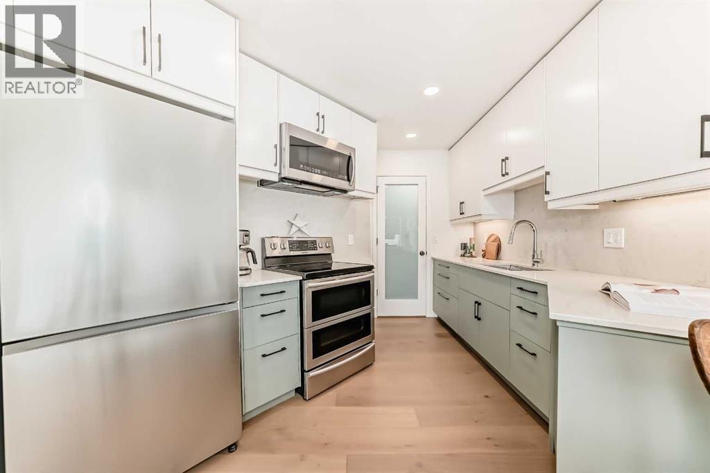 63 Sierra Morena Gardens Sw, Calgary, Alberta  t3H 3P4 - Photo 10 - A2293898