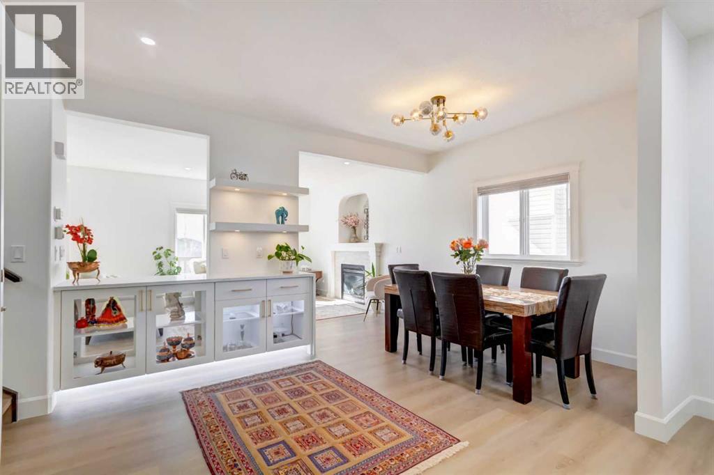 37 Royal Birch Landing Nw, Calgary, Alberta  T3G 5R3 - Photo 4 - A2297307