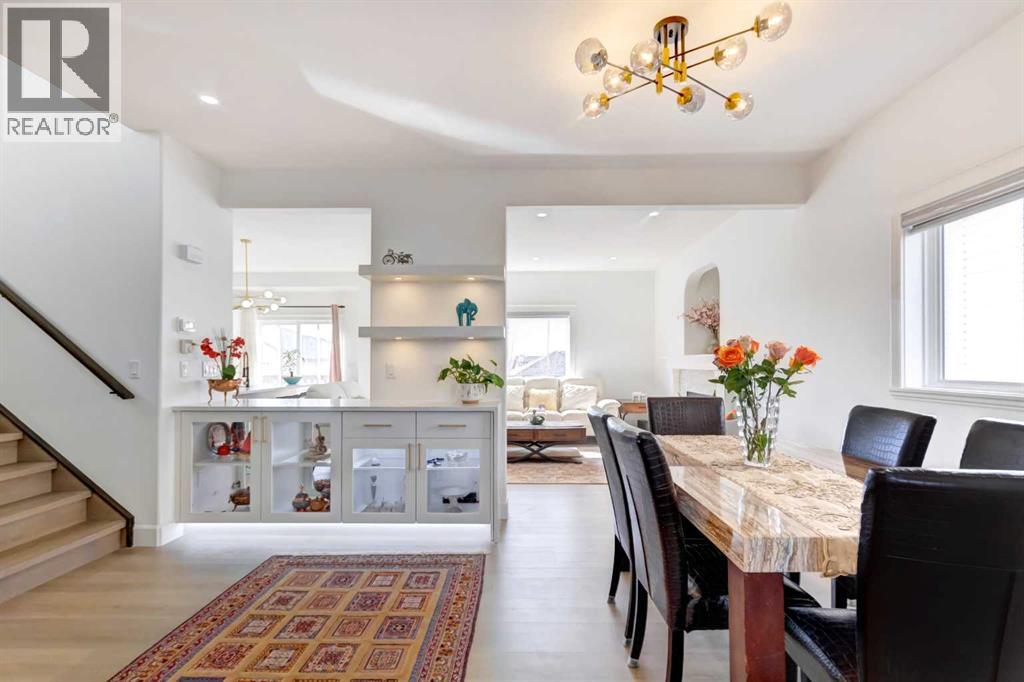 37 Royal Birch Landing Nw, Calgary, Alberta  T3G 5R3 - Photo 3 - A2297307