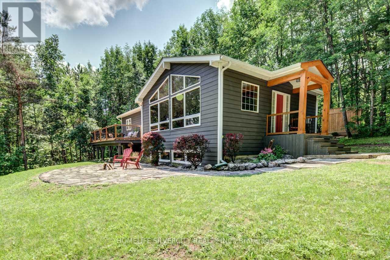 282 Bowles Bluff Road, Grey Highlands, Ontario  N0C 1H0 - Photo 1 - X12980180