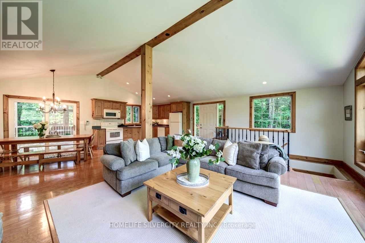 282 Bowles Bluff Road, Grey Highlands, Ontario  N0C 1H0 - Photo 11 - X12980180