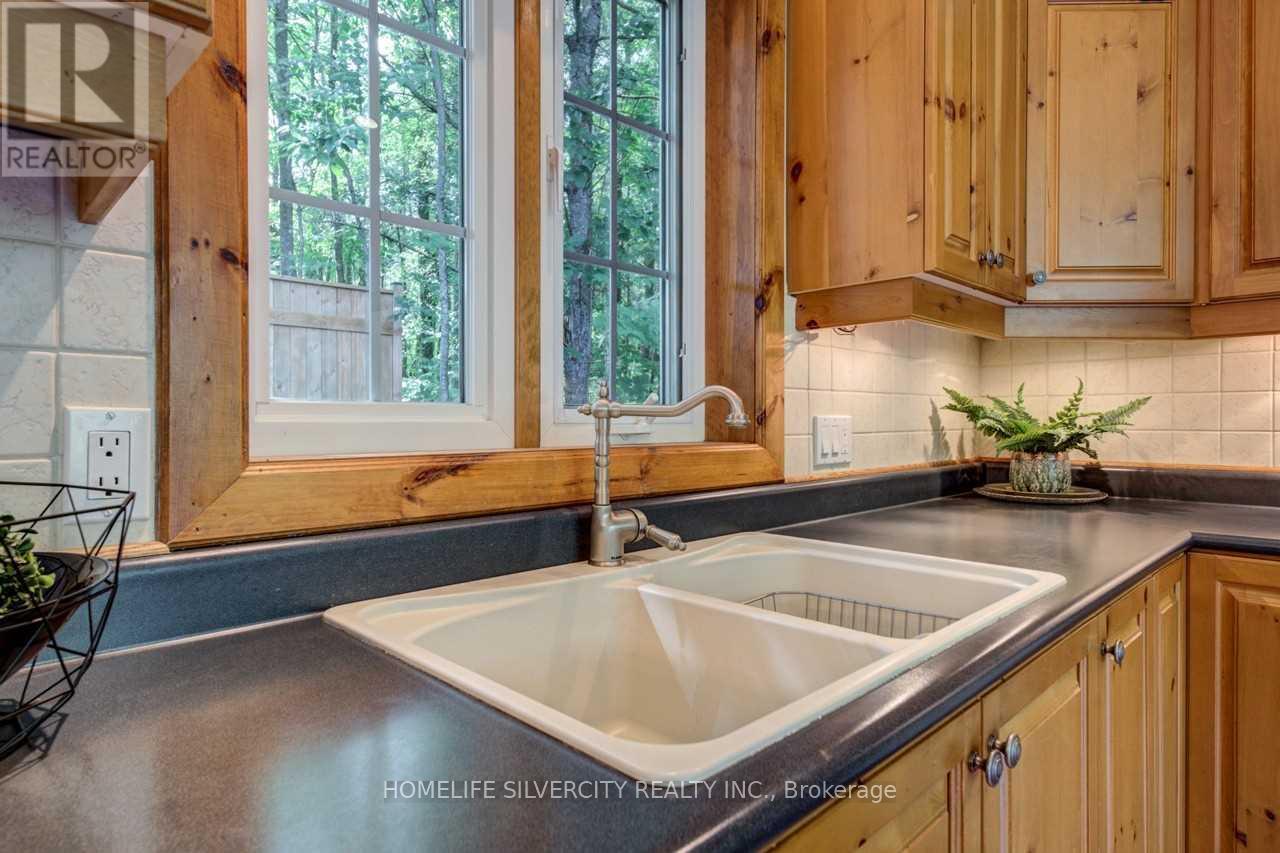 282 Bowles Bluff Road, Grey Highlands, Ontario  N0C 1H0 - Photo 15 - X12980180