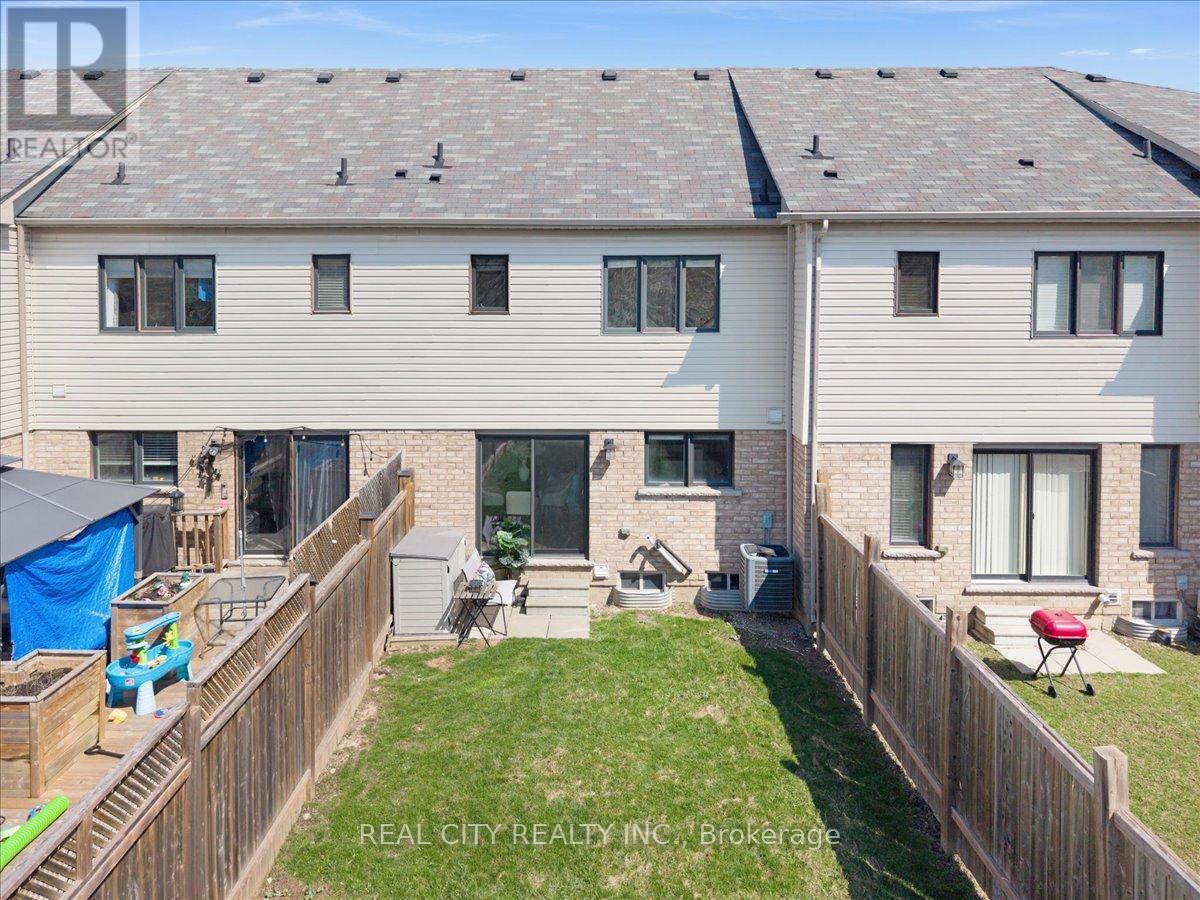 26 Crafter Crescent, Hamilton (Stoney Creek Mountain), Ontario  L8J 2V5 - Photo 32 - X12980194