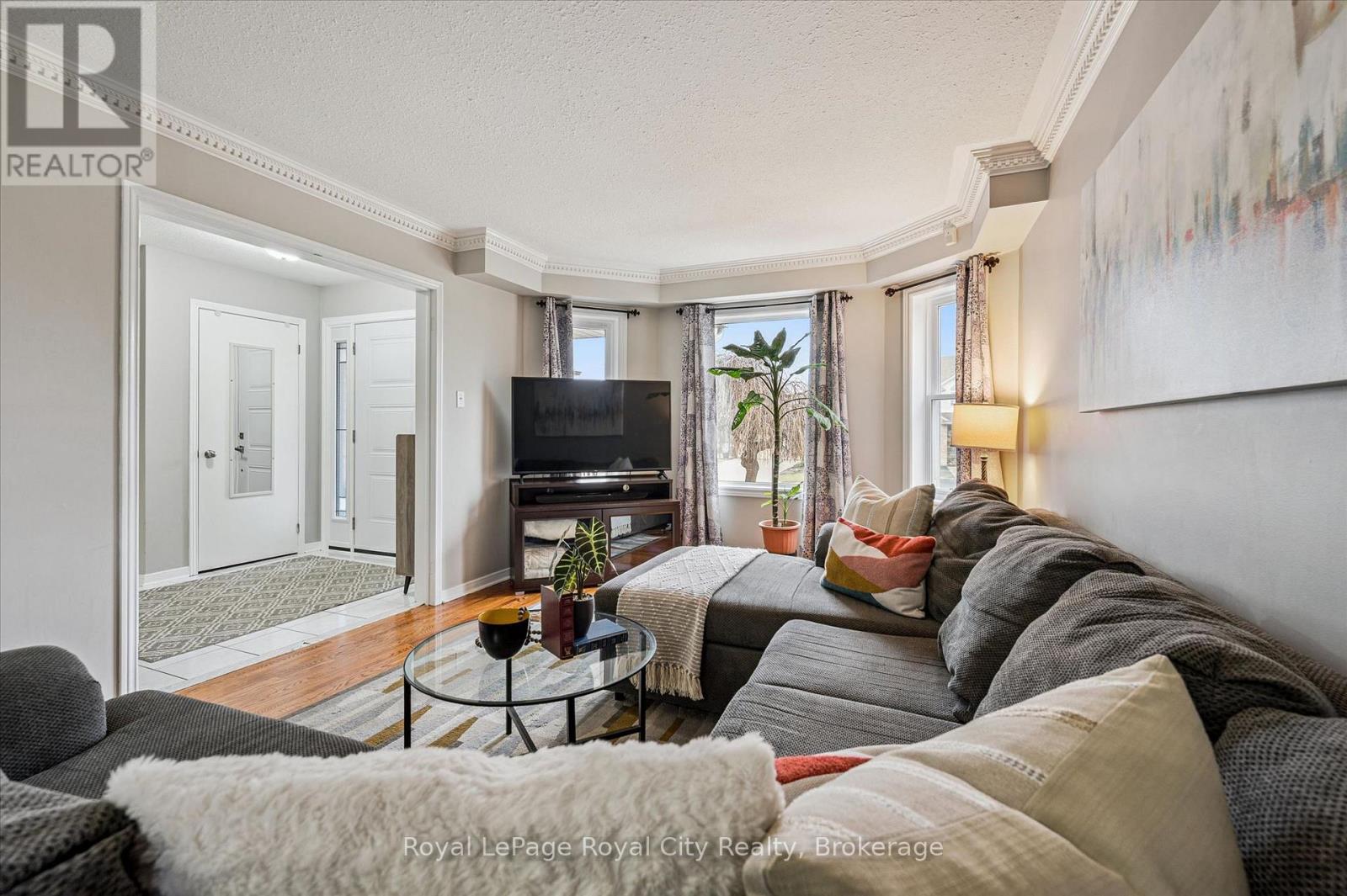 339 Daniel Crescent, Centre Wellington, Ontario  N0B 1S0 - Photo 5 - X12967464