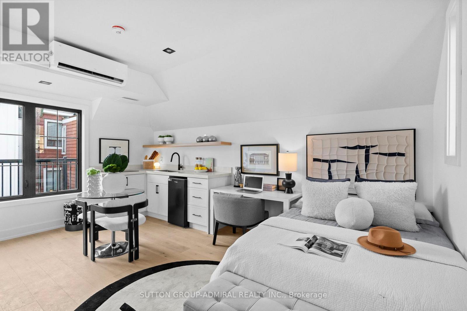 25 Coolmine Road, Toronto, Ontario  M6J 3G1 - Photo 35 - C12978416