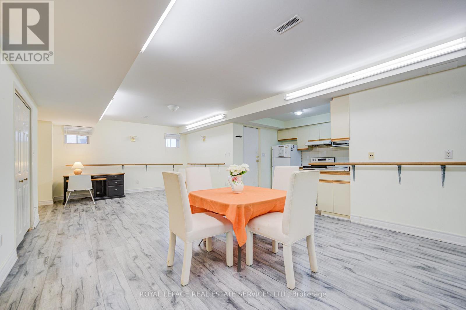 Lower - 117 Clark Avenue, Markham, Ontario  L3T 1T1 - Photo 19 - N12929964