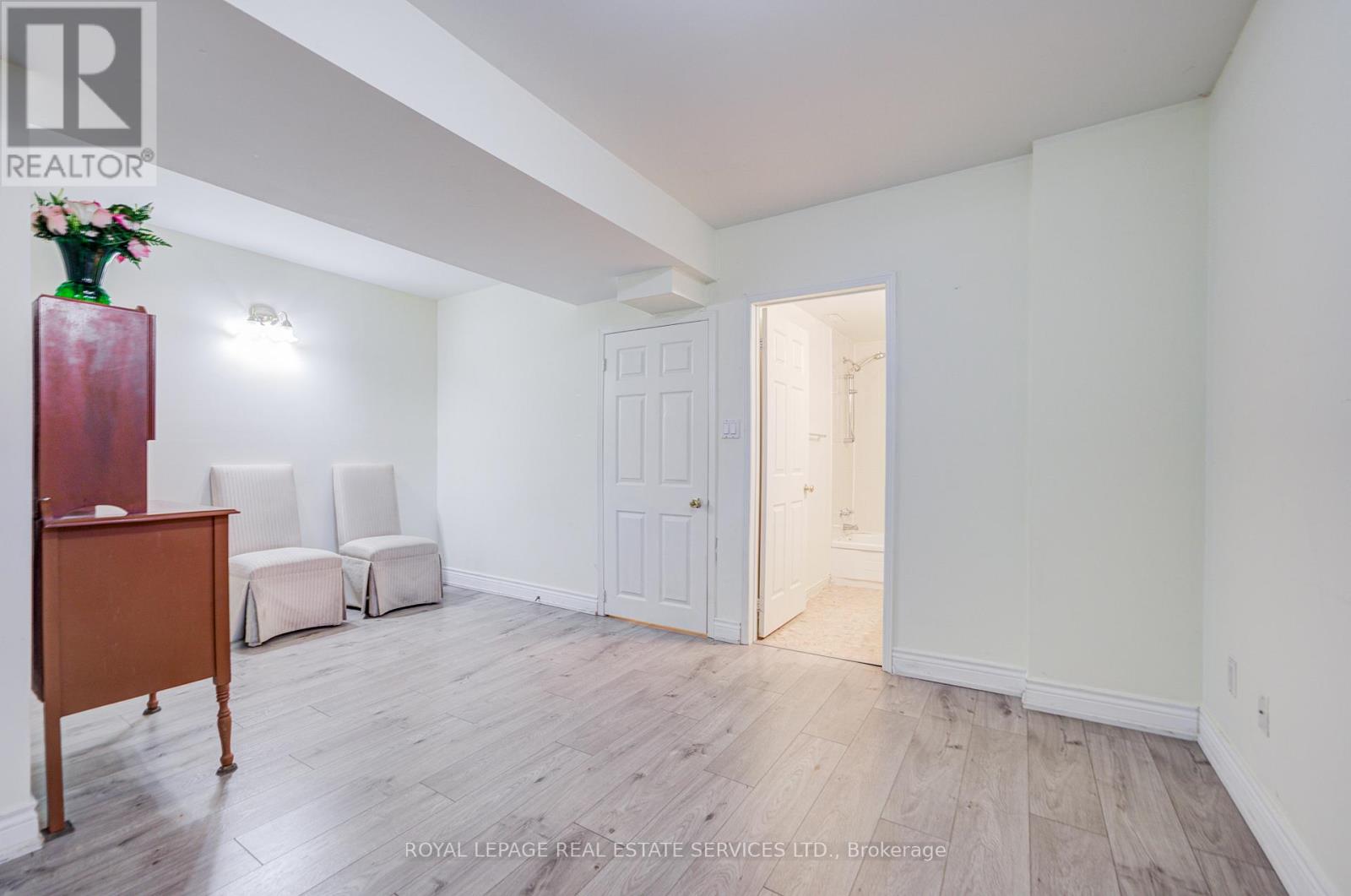 Lower - 117 Clark Avenue, Markham, Ontario  L3T 1T1 - Photo 31 - N12929964