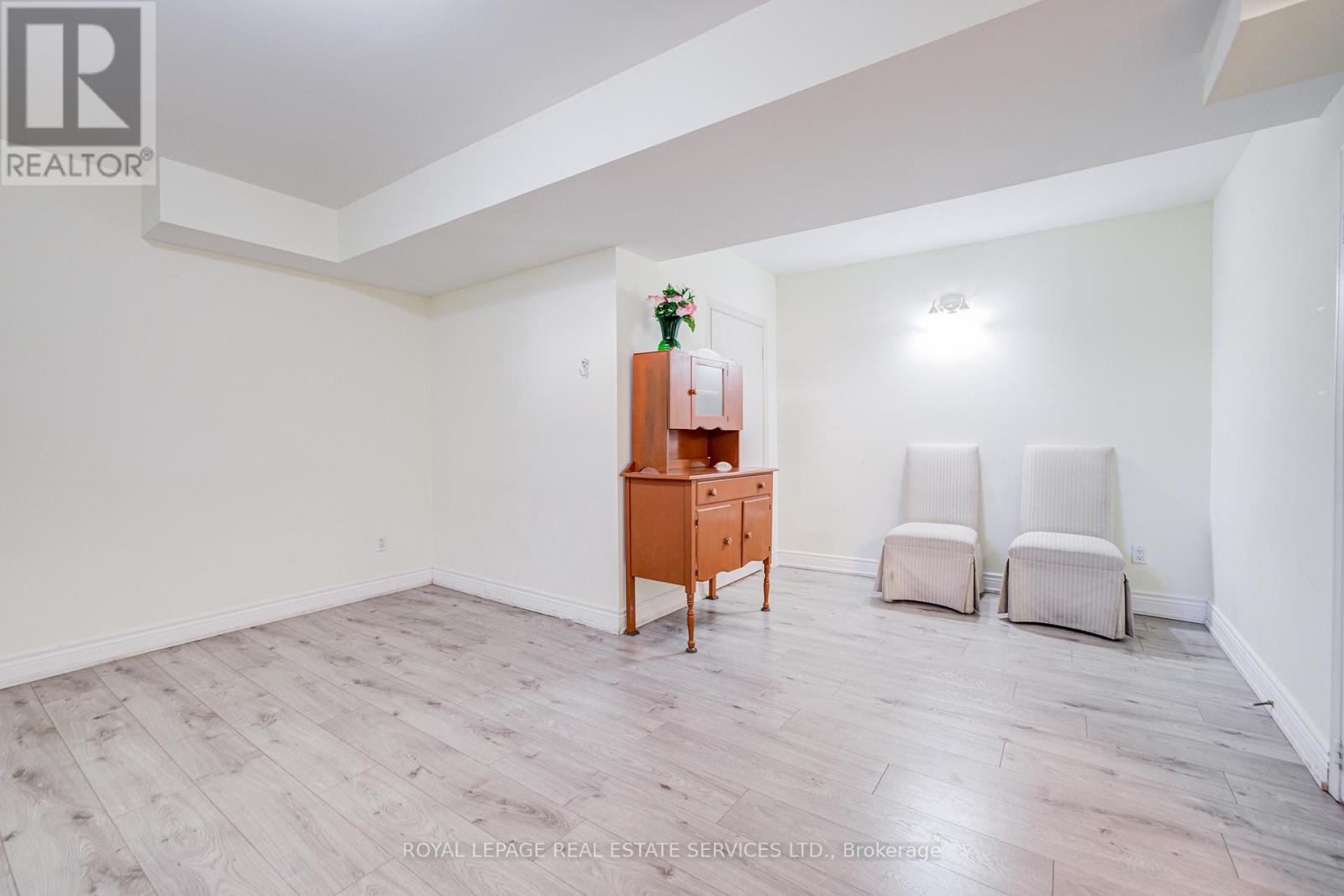 Lower - 117 Clark Avenue, Markham, Ontario  L3T 1T1 - Photo 29 - N12929964