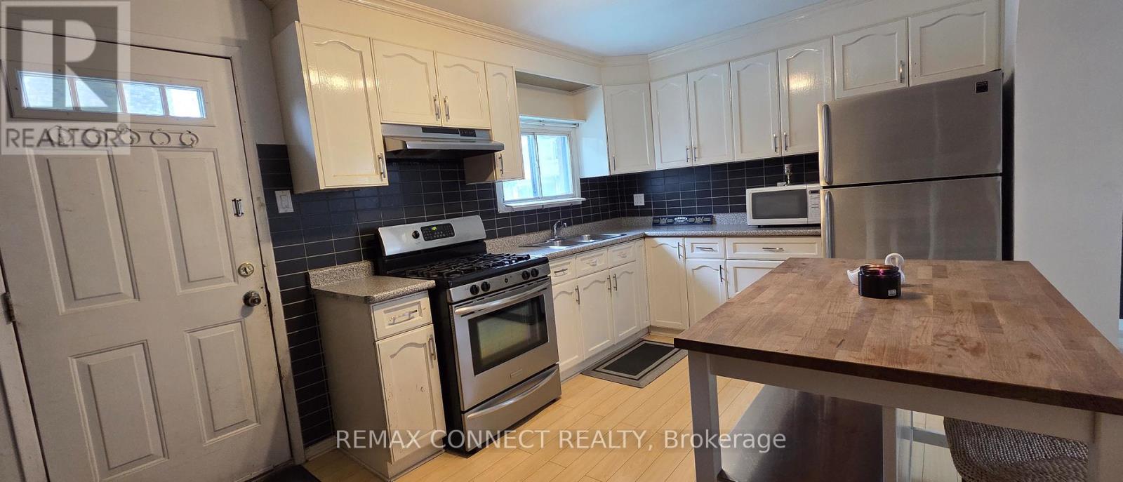 167 Wallace Avenue, Toronto, Ontario  M6H 1V1 - Photo 7 - W12979772