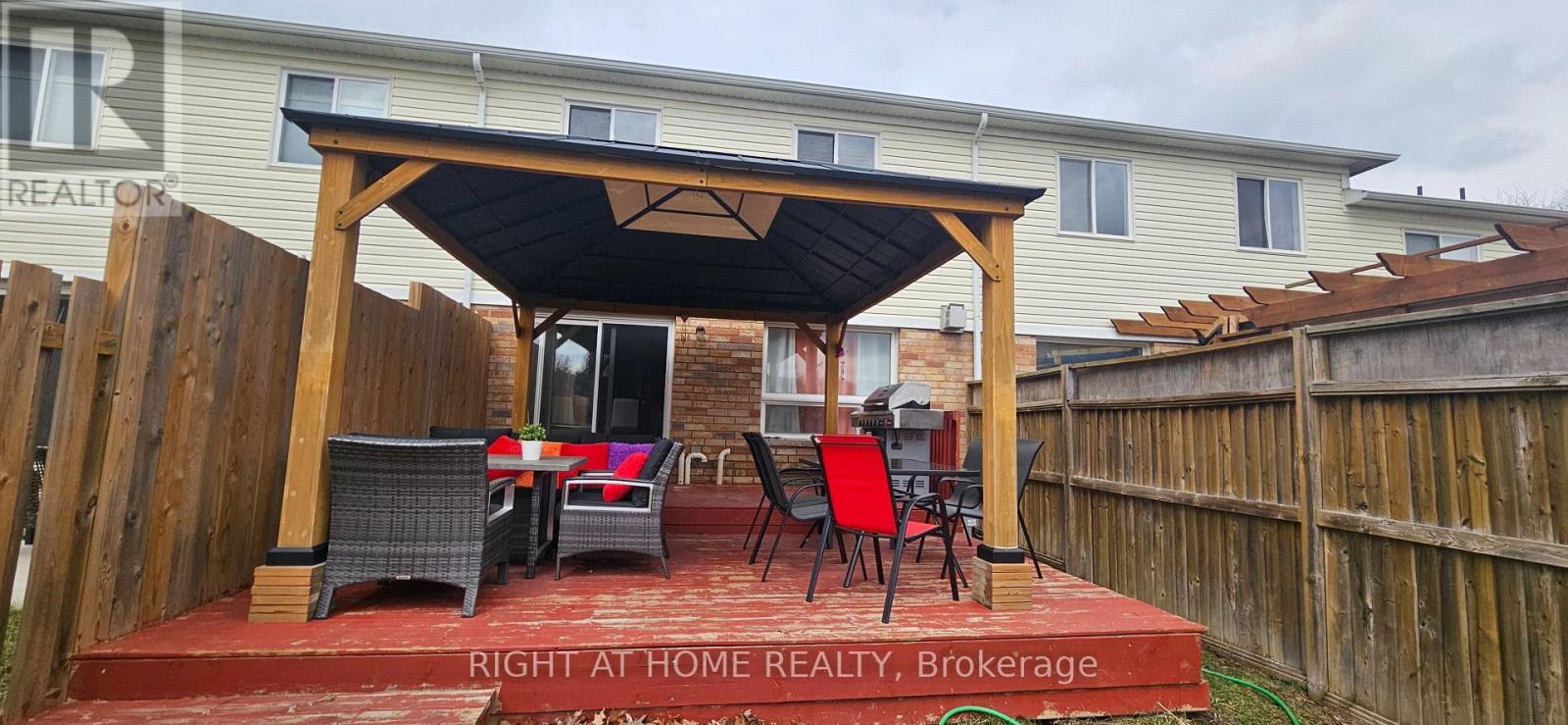 84 Bloomington Drive, Cambridge, Ontario  N1P 1J5 - Photo 34 - X12974898