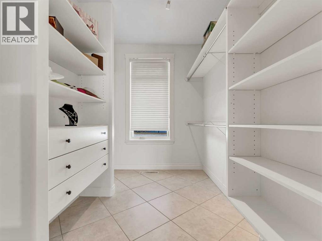 6 Palisades Way Ne, Medicine Hat, Alberta  T1C 2B4 - Photo 34 - A2298517