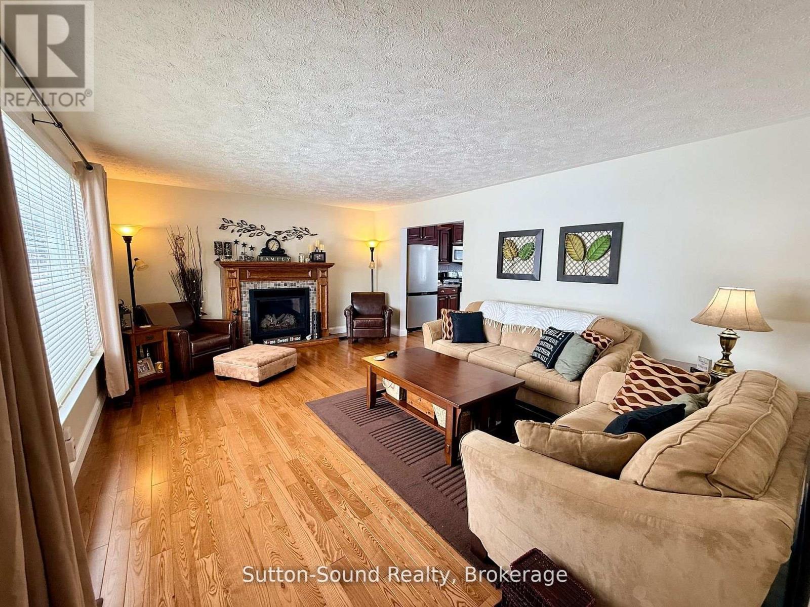 319 Gould Street, South Bruce Peninsula, Ontario  N0H 2T0 - Photo 10 - X12942796