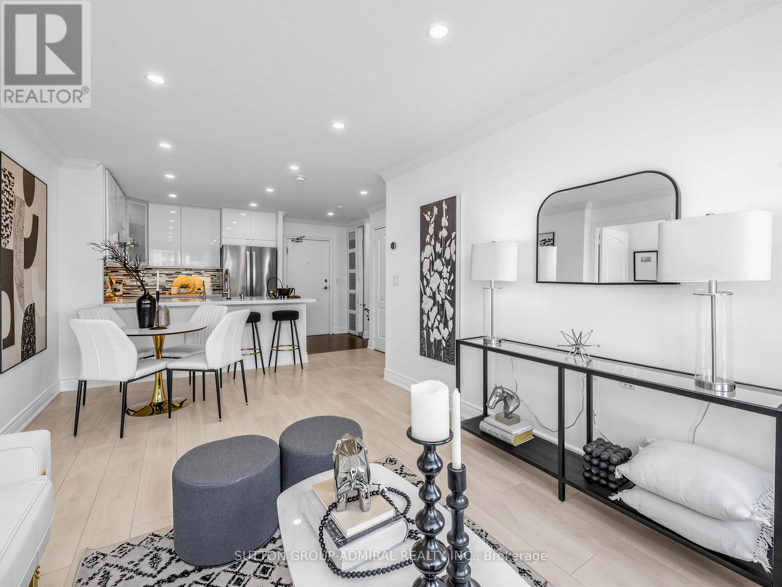 712 - 935 Sheppard Avenue W, Toronto, Ontario  M3H 2T7 - Photo 18 - C12979974