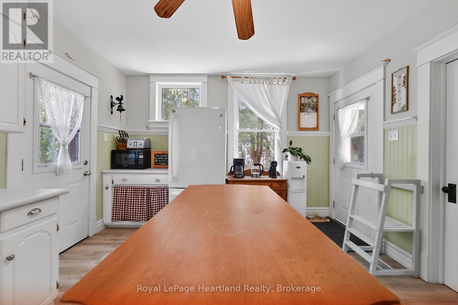 20 William Street, Minto, Ontario  N0G 1M0 - Photo 15 - X12980282