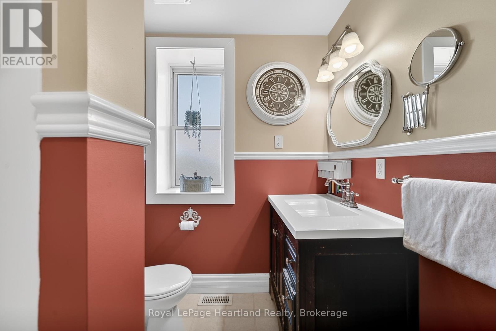 20 William Street, Minto, Ontario  N0G 1M0 - Photo 30 - X12980282