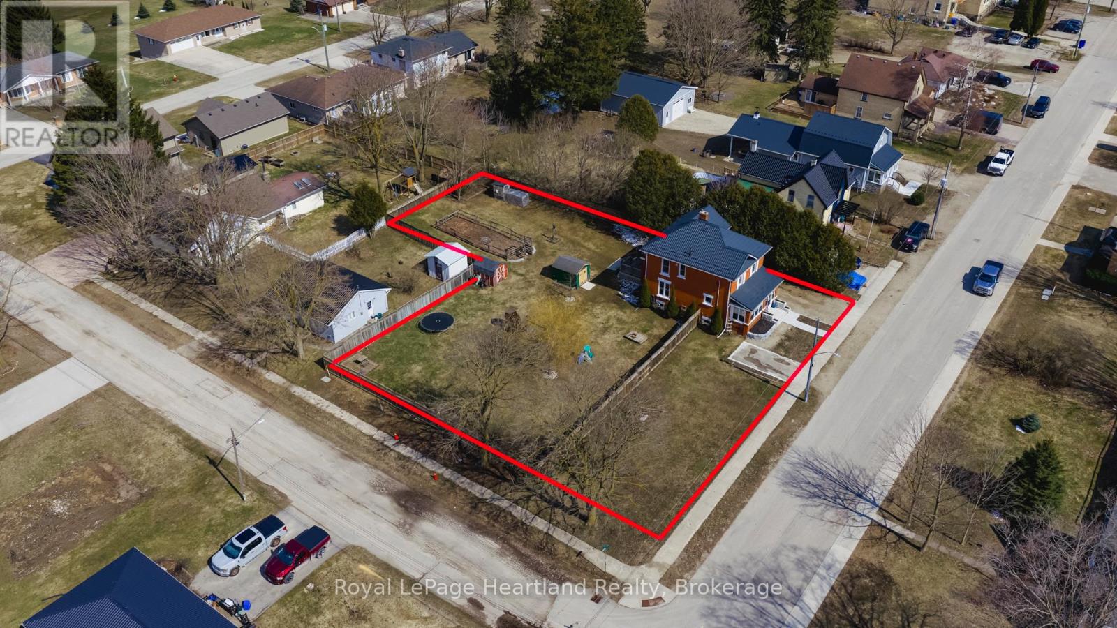 20 William Street, Minto, Ontario  N0G 1M0 - Photo 39 - X12980282