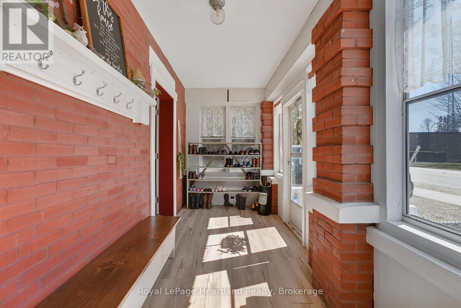 20 William Street, Minto, Ontario  N0G 1M0 - Photo 5 - X12980282