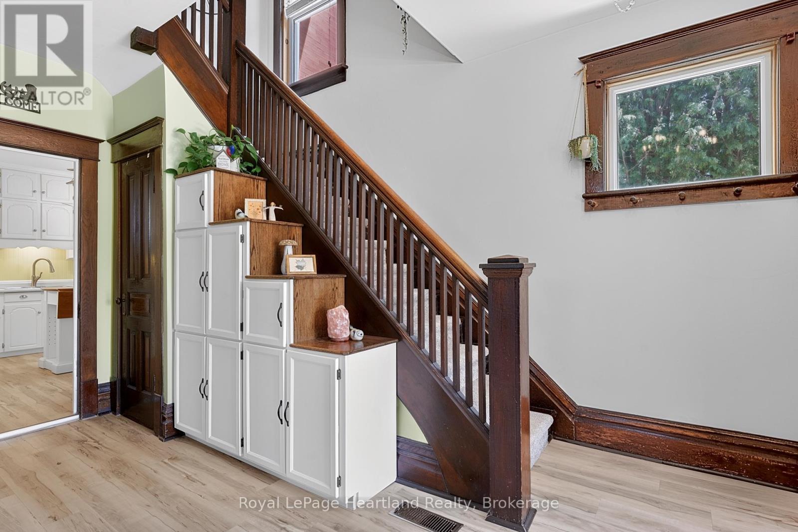 20 William Street, Minto, Ontario  N0G 1M0 - Photo 7 - X12980282