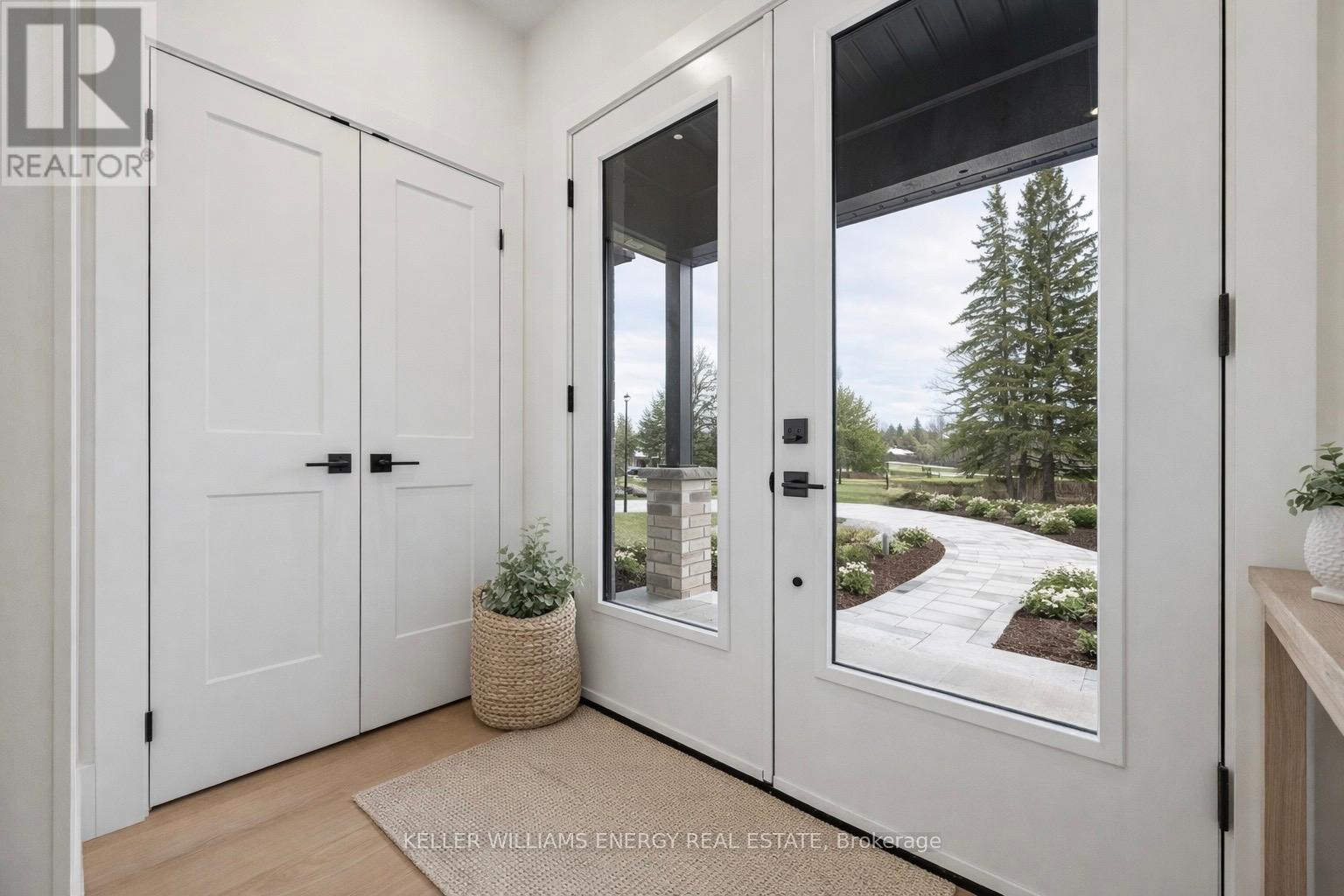 11 Union Street, Cavan Monaghan, Ontario  L0A 1G0 - Photo 3 - X12980290