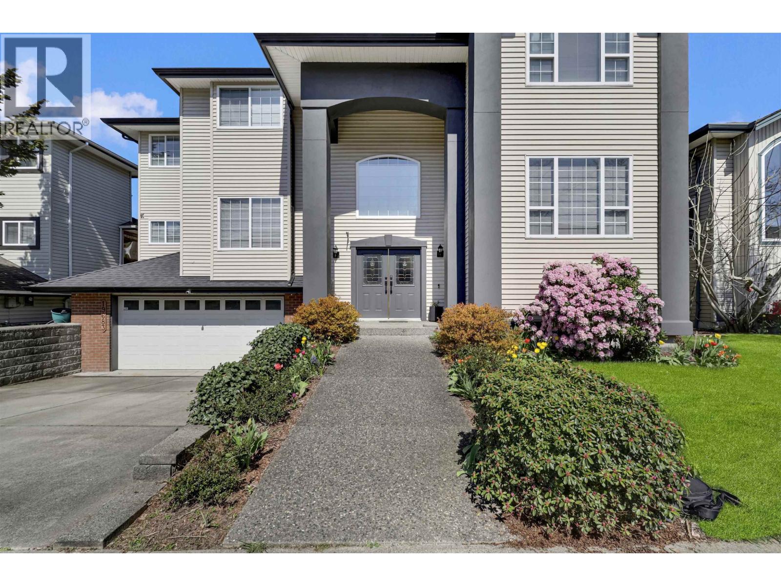 19683 Joyner Place, Pitt Meadows, British Columbia  V3Y 2S3 - Photo 31 - R3109157