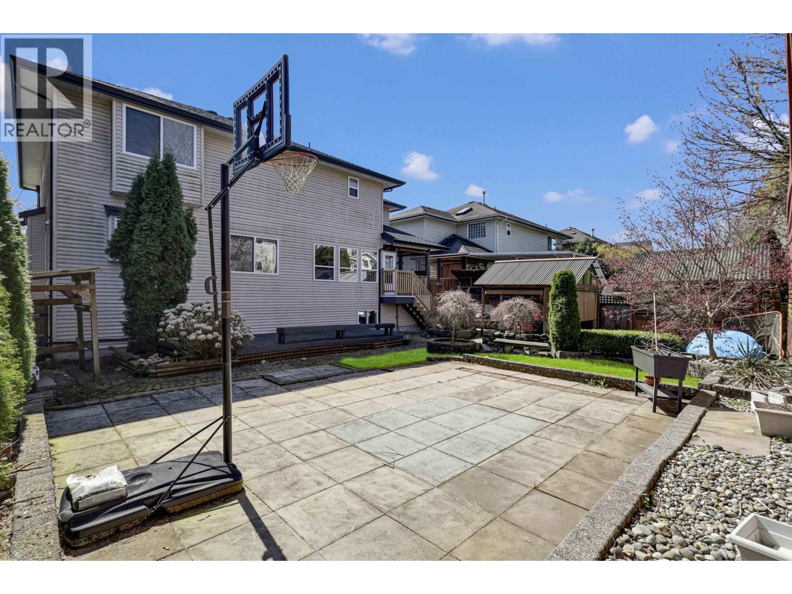 19683 Joyner Place, Pitt Meadows, British Columbia  V3Y 2S3 - Photo 24 - R3109157